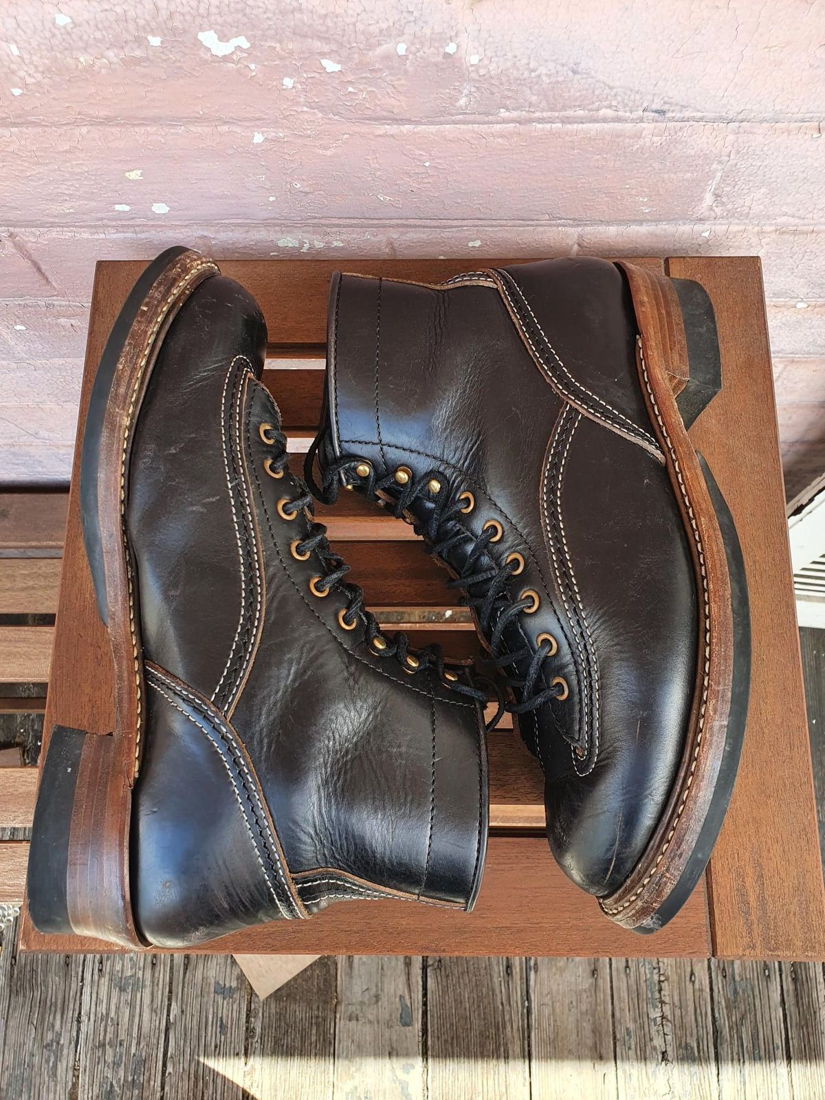 Photo by patinathunderdome on February 6, 2022 of the John Lofgren Donkey Puncher Boots in Horween Black Chromexcel.