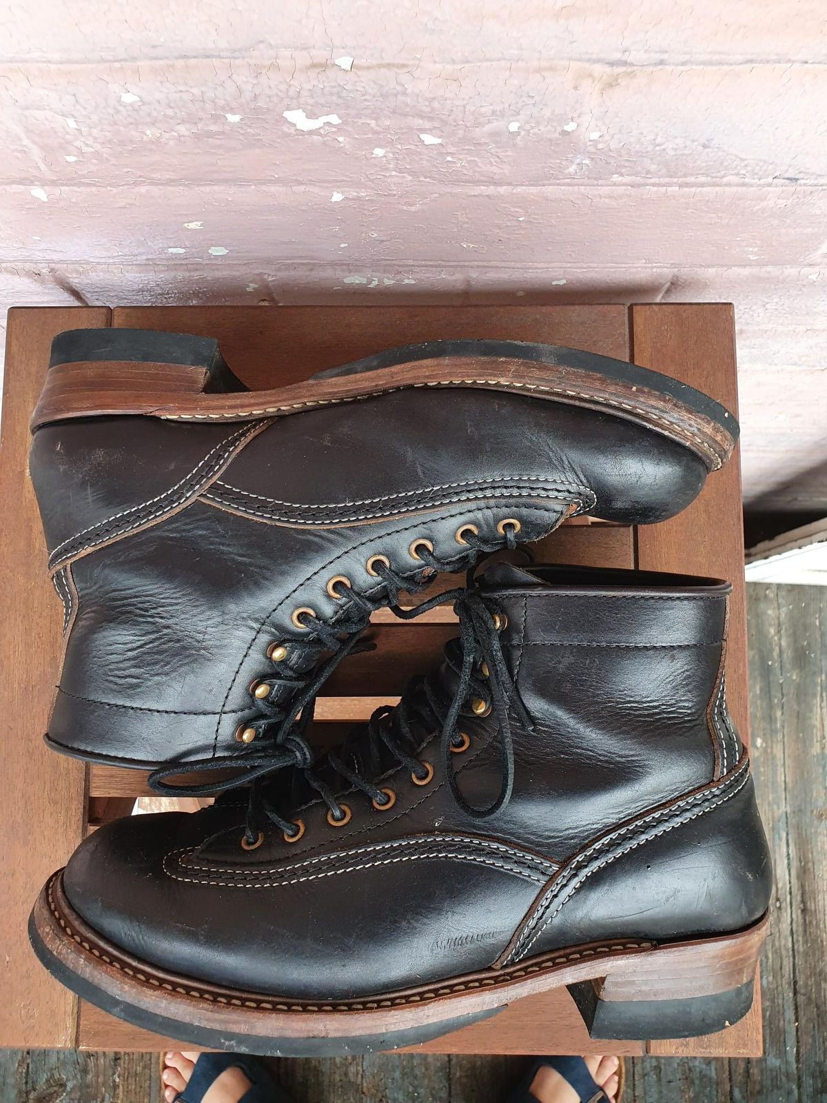 Photo by patinathunderdome on March 6, 2022 of the John Lofgren Donkey Puncher Boots in Horween Black Chromexcel.