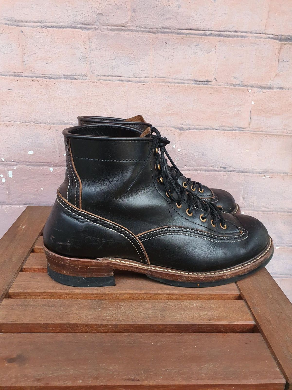 Photo by patinathunderdome on March 6, 2022 of the John Lofgren Donkey Puncher Boots in Horween Black Chromexcel.