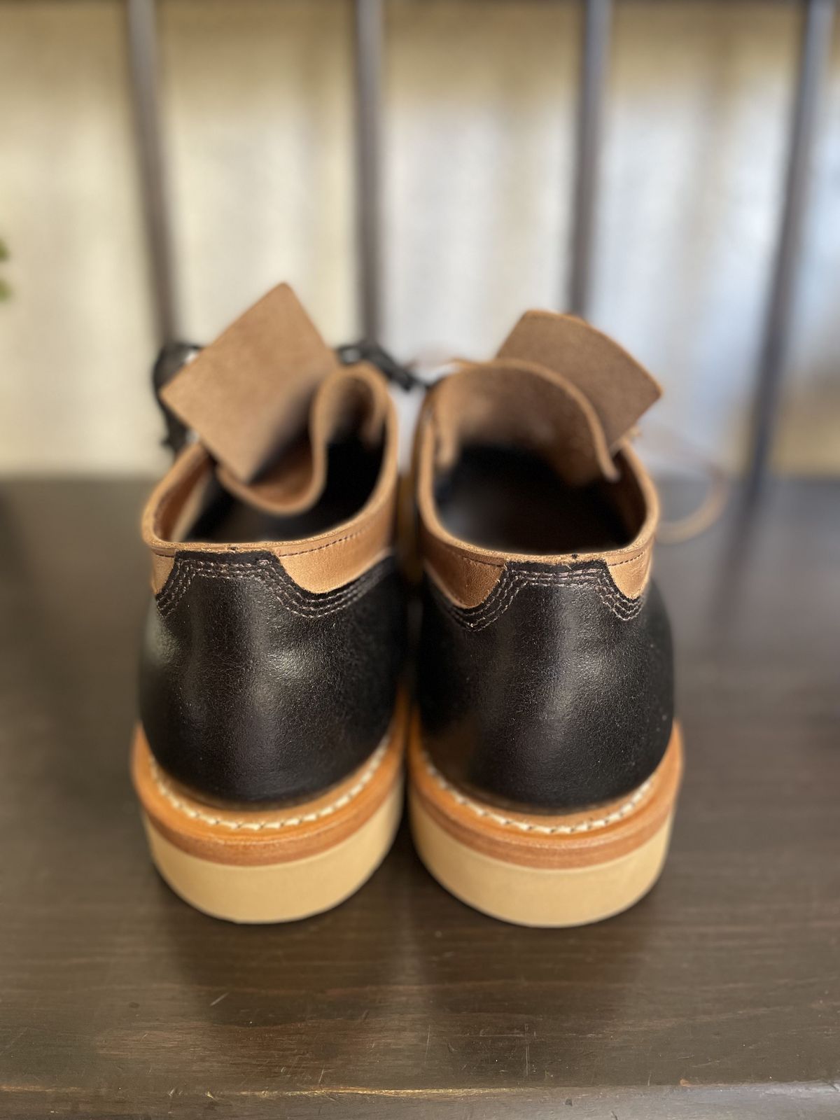 Photo by patinathunderdome on October 1, 2021 of the White's Oxford in Horween Natural Waxed Flesh.