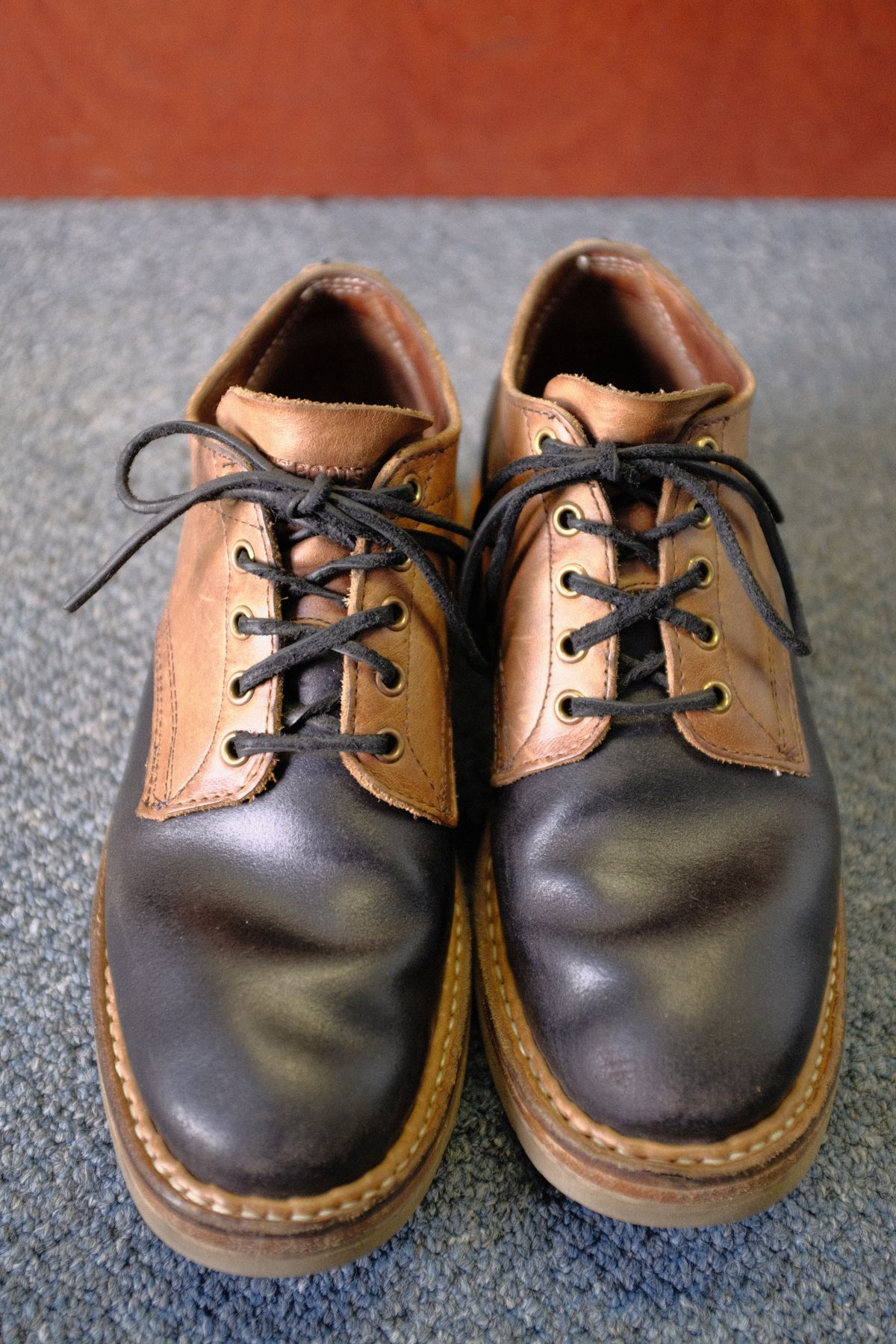 Photo by patinathunderdome on November 6, 2021 of the White's Oxford in Horween Natural Waxed Flesh.