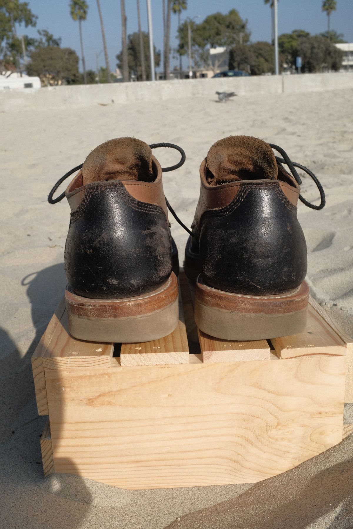 Photo by patinathunderdome on December 5, 2021 of the White's Oxford in Horween Natural Waxed Flesh.