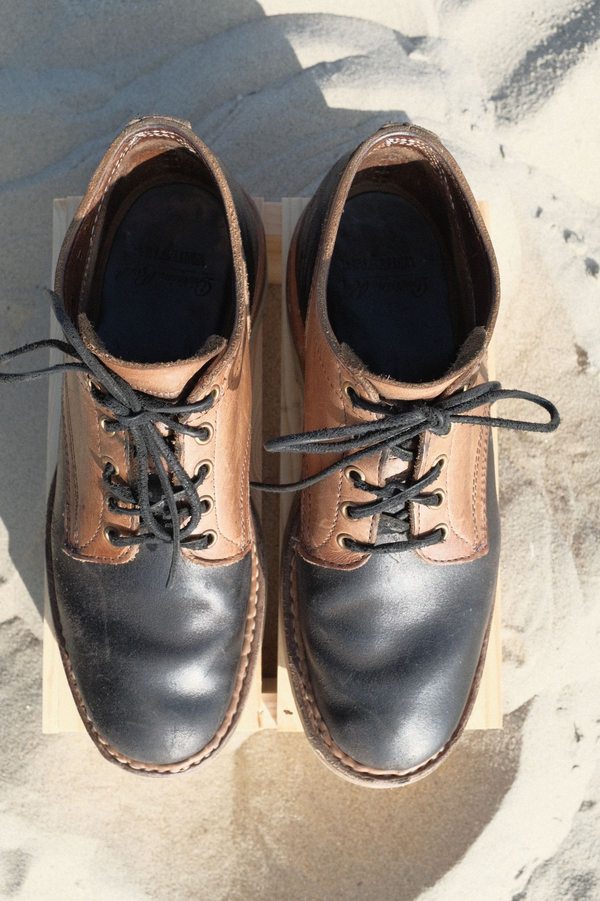 Photo by patinathunderdome on December 5, 2021 of the White's Oxford in Horween Natural Waxed Flesh.