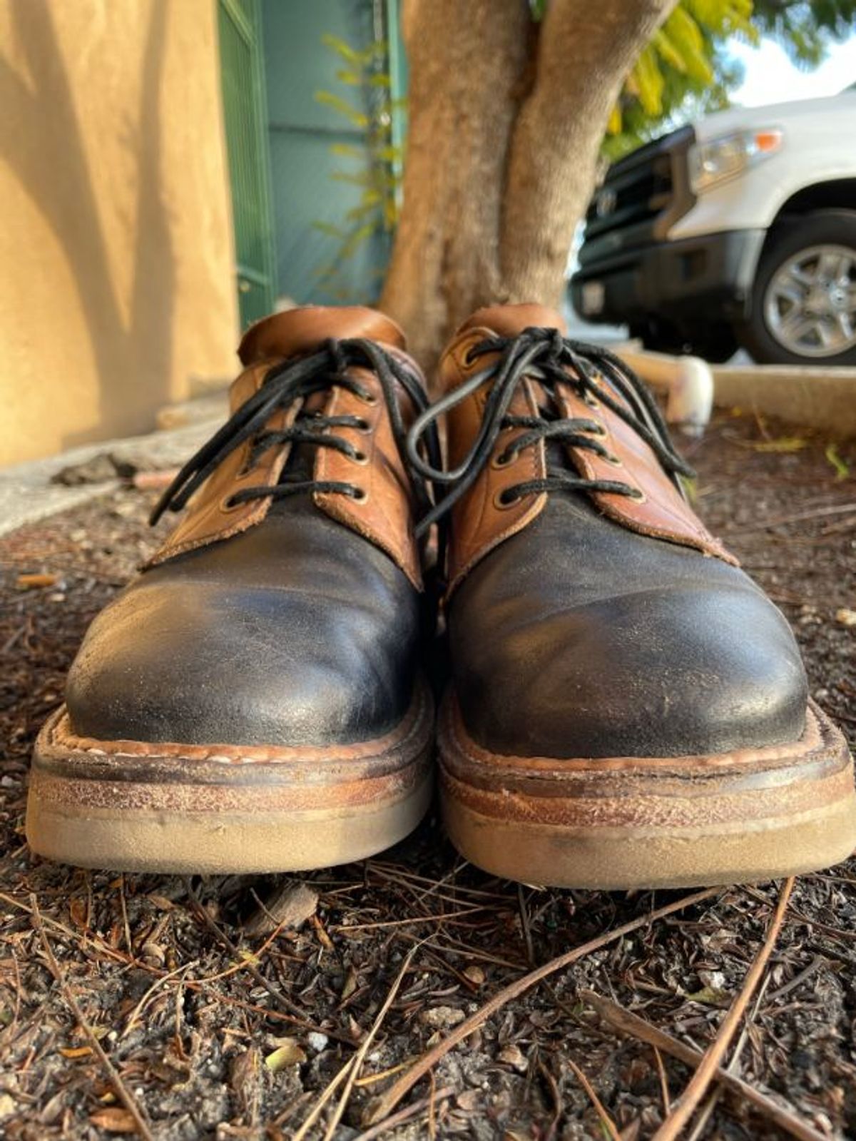 Photo by patinathunderdome on January 6, 2022 of the White's Oxford in Horween Natural Waxed Flesh.