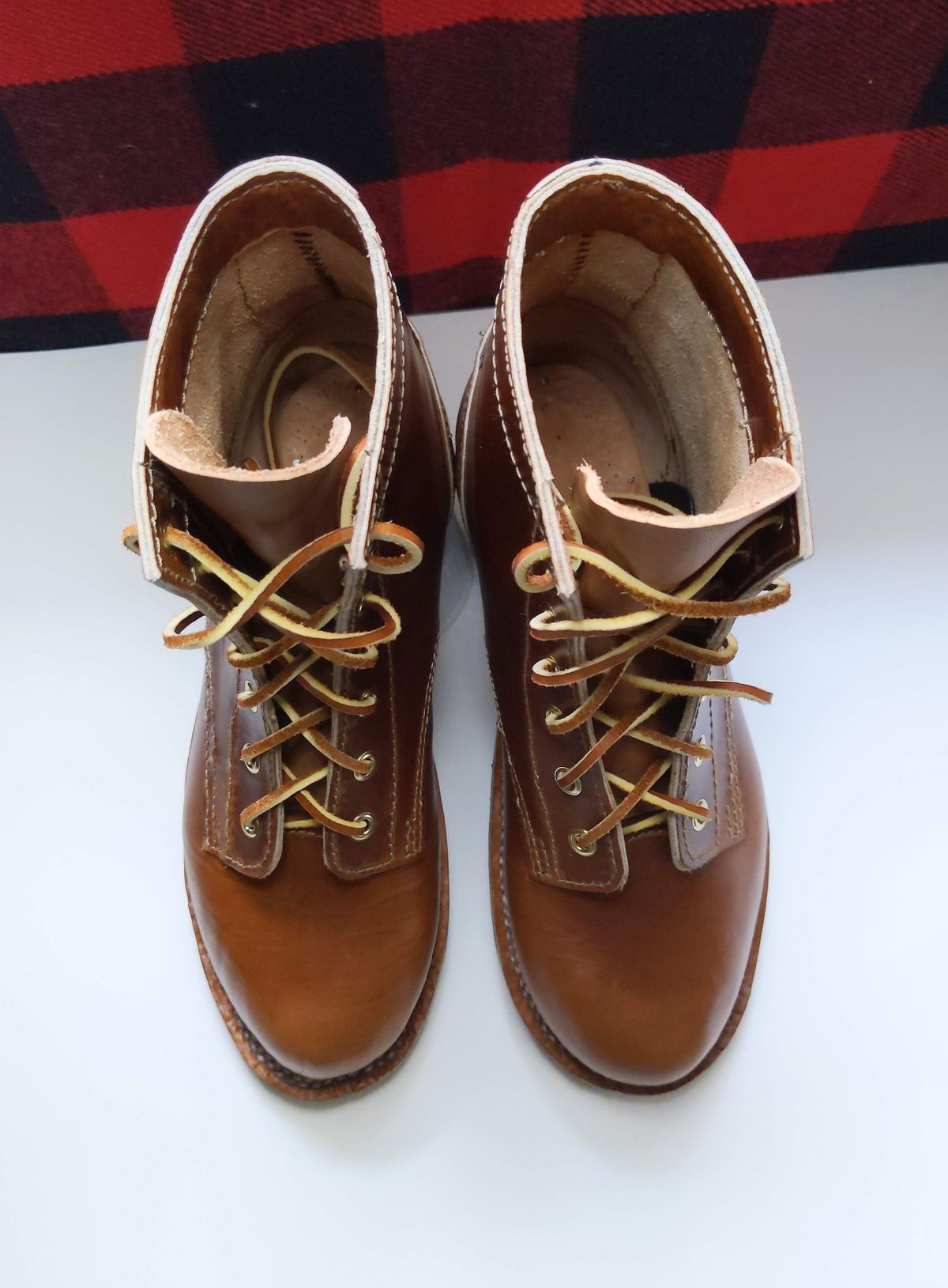 Photo by patinathunderdome on September 30, 2021 of the Self-Made in Horween Coppertone Chromexcel.