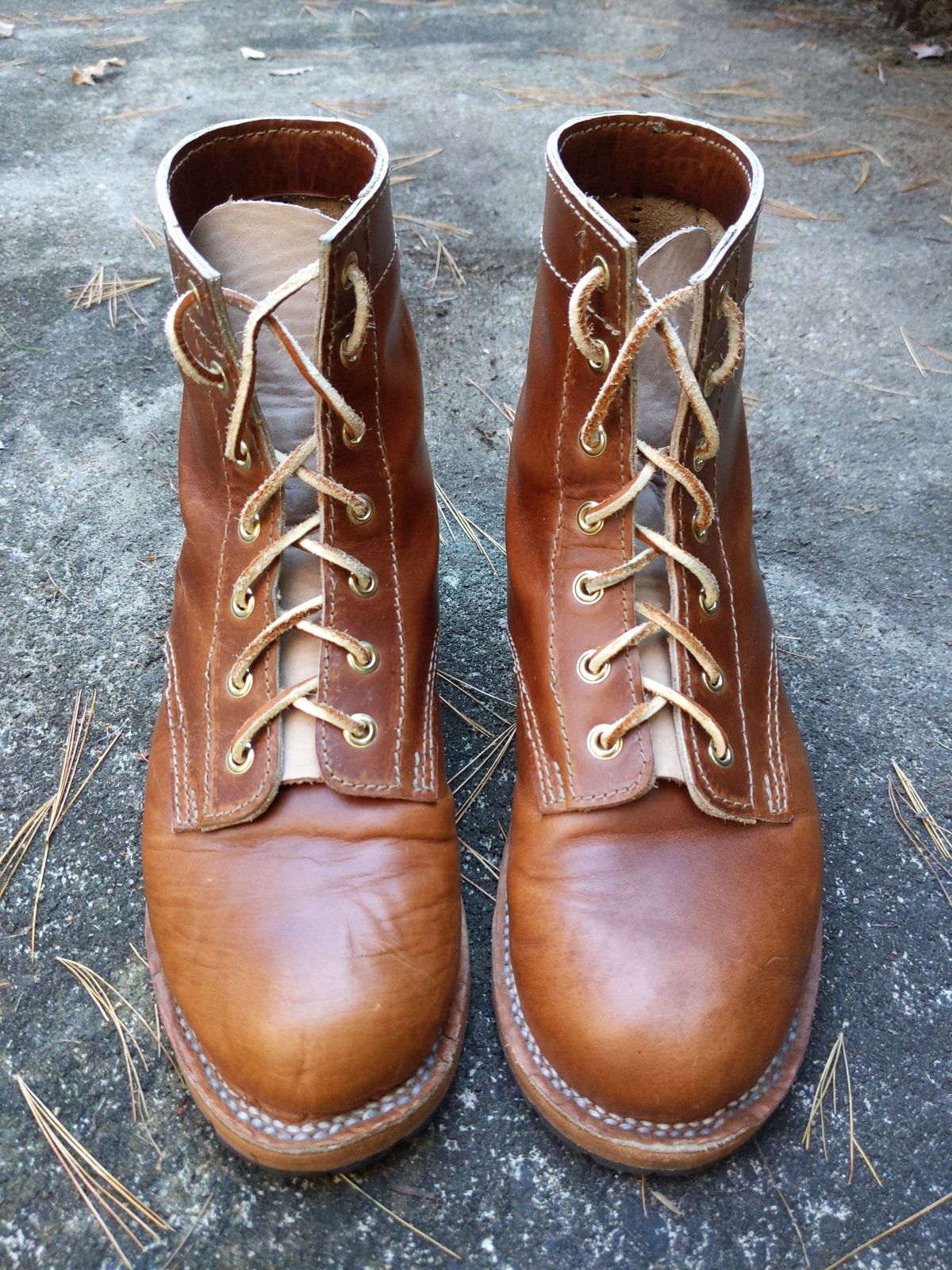 Photo by patinathunderdome on November 5, 2021 of the Self-Made in Horween Coppertone Chromexcel.