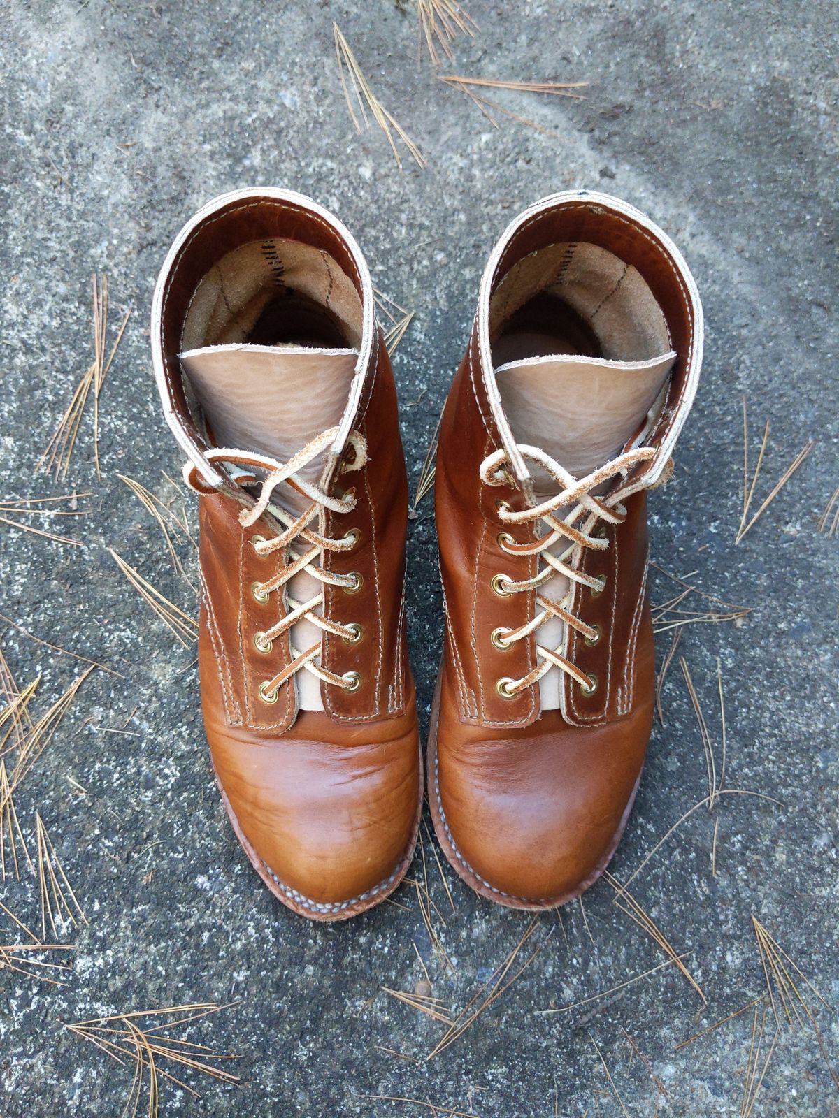 Photo by patinathunderdome on November 5, 2021 of the Self-Made in Horween Coppertone Chromexcel.