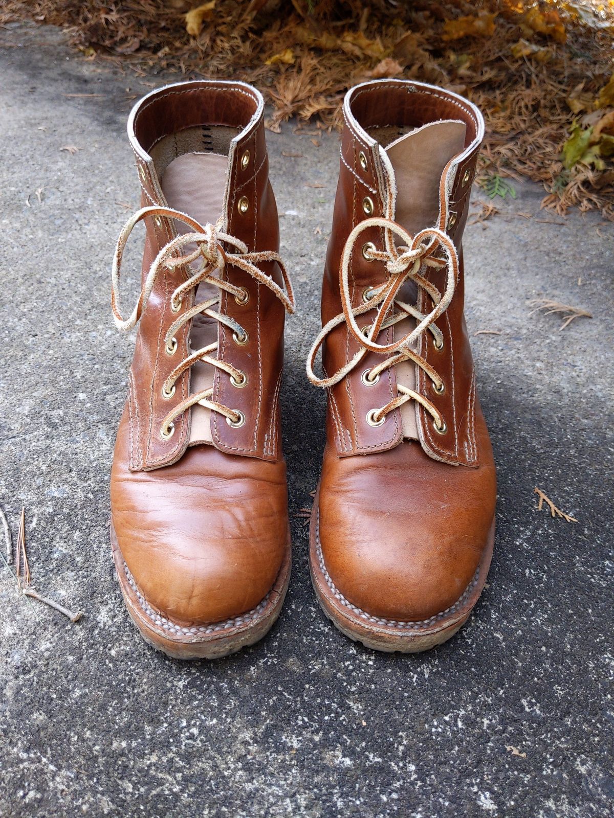 Photo by patinathunderdome on December 5, 2021 of the Self-Made in Horween Coppertone Chromexcel.