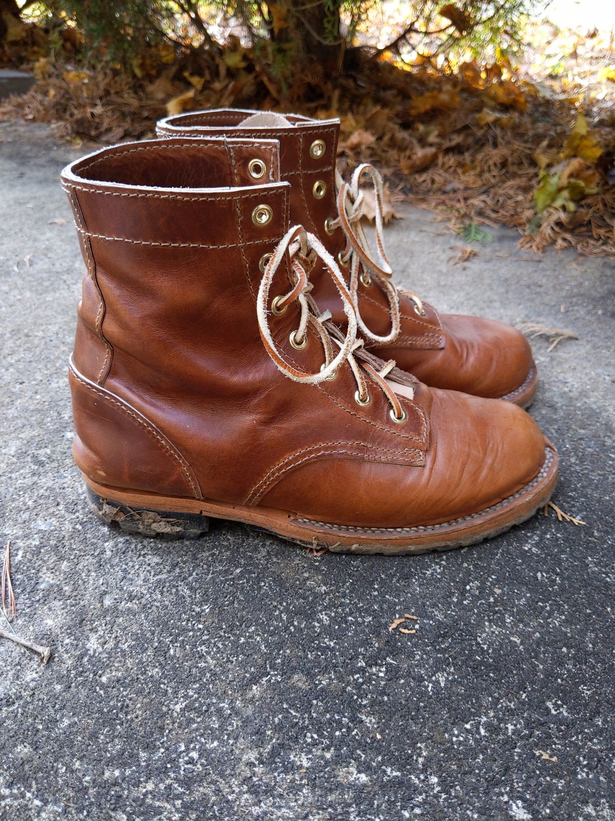 Photo by patinathunderdome on December 5, 2021 of the Self-Made in Horween Coppertone Chromexcel.