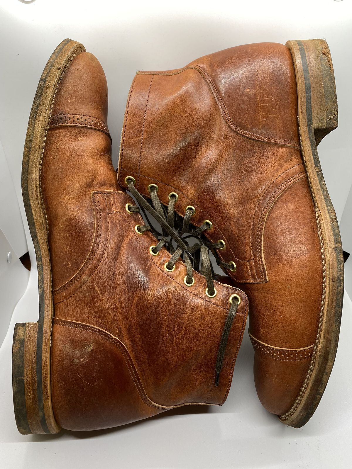 Photo by patinathunderdome on November 2, 2021 of the Viberg Service Boot in Horween Spice Dublin.