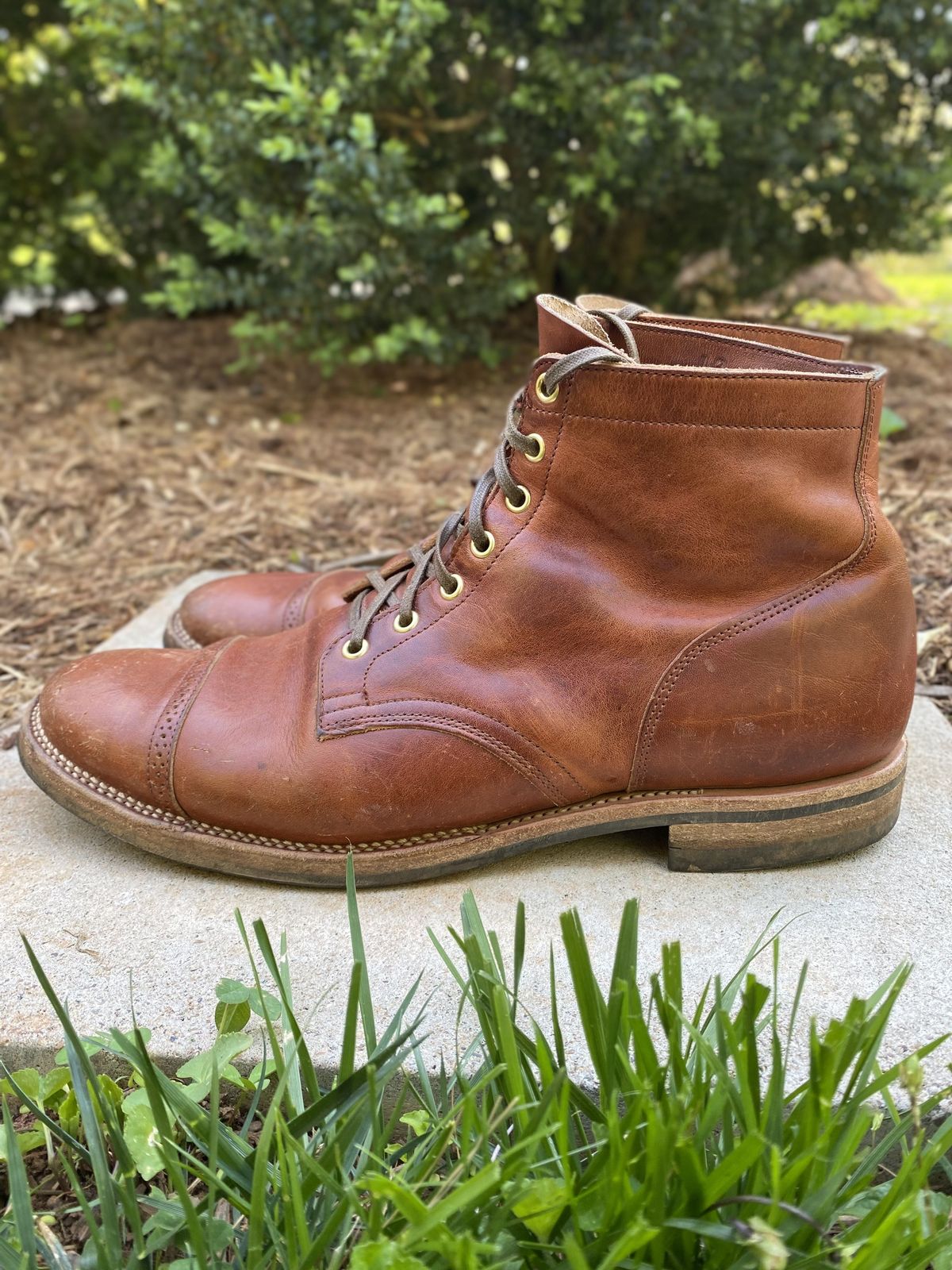 Photo by patinathunderdome on May 2, 2022 of the Viberg Service Boot in Horween Spice Dublin.