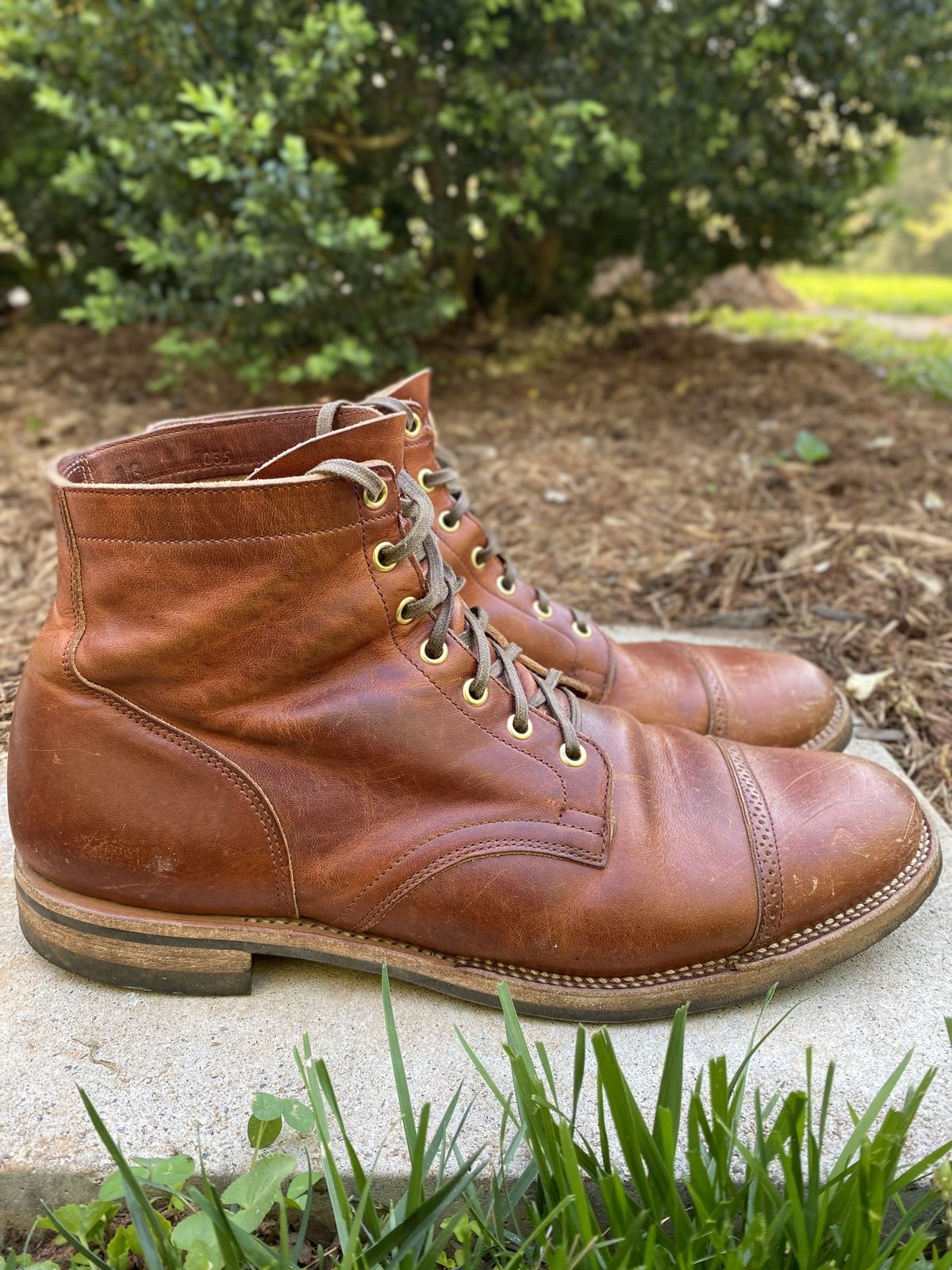 Photo by patinathunderdome on May 2, 2022 of the Viberg Service Boot in Horween Spice Dublin.