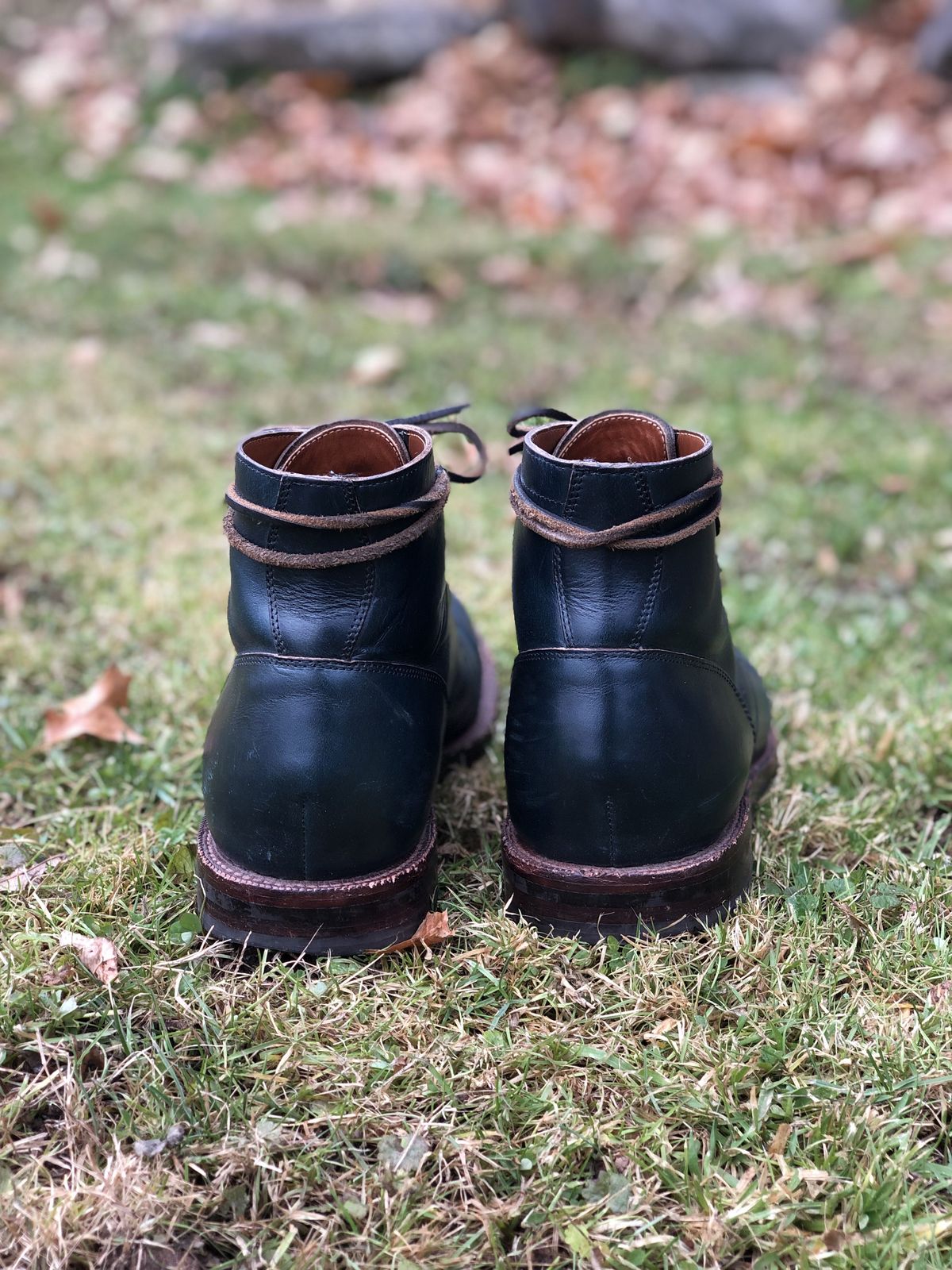 Photo by patinathunderdome on December 4, 2021 of the Grant Stone Diesel Boot in Horween Navy Chromexcel.