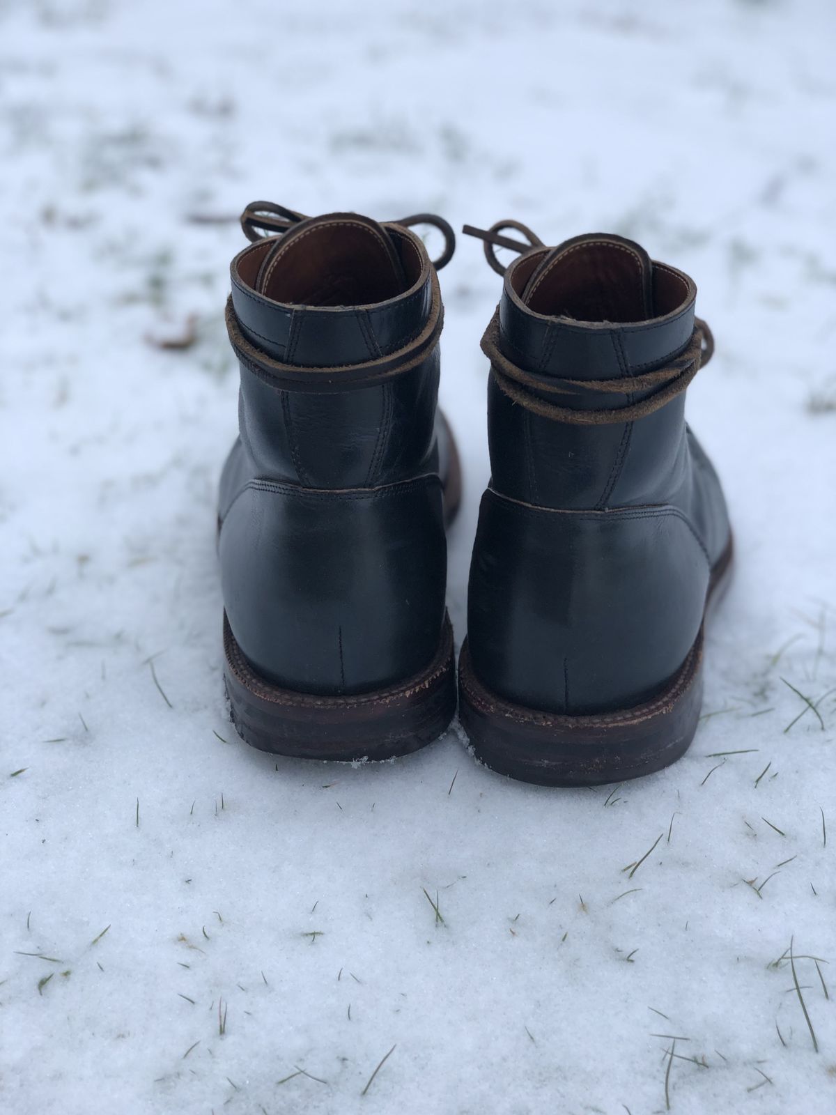 Photo by patinathunderdome on February 5, 2022 of the Grant Stone Diesel Boot in Horween Navy Chromexcel.