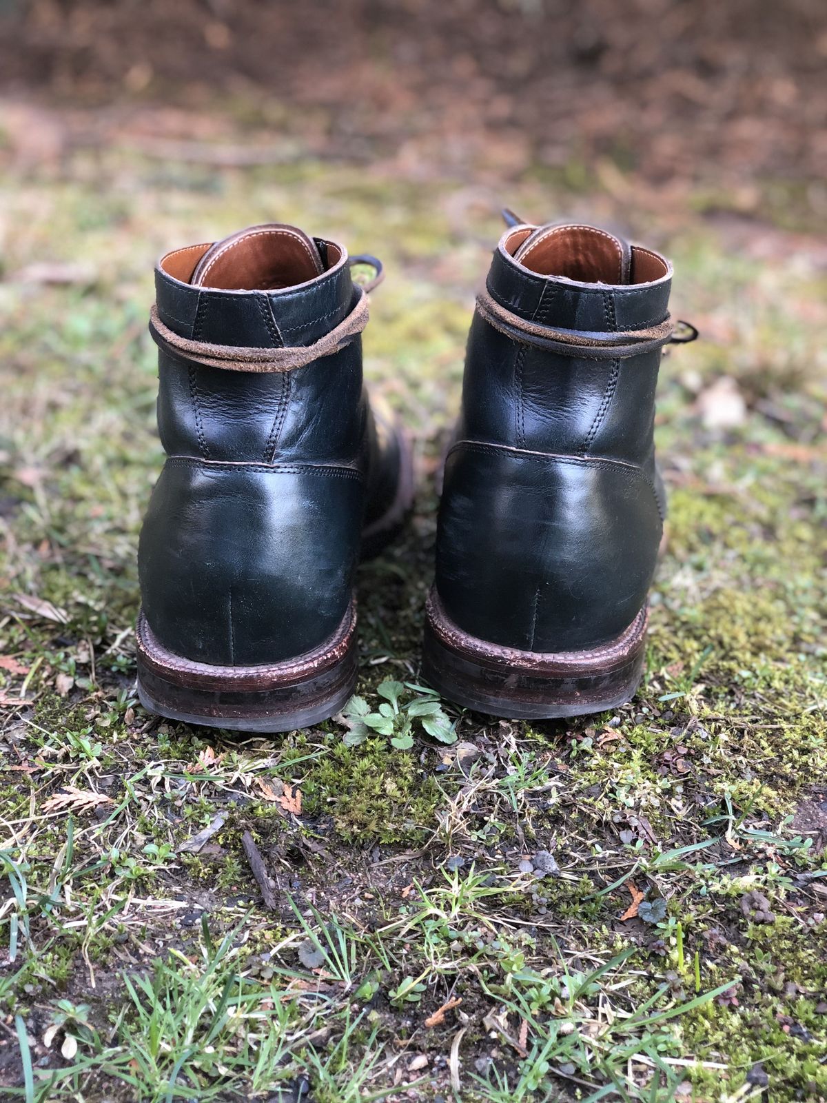 Photo by patinathunderdome on April 5, 2022 of the Grant Stone Diesel Boot in Horween Navy Chromexcel.