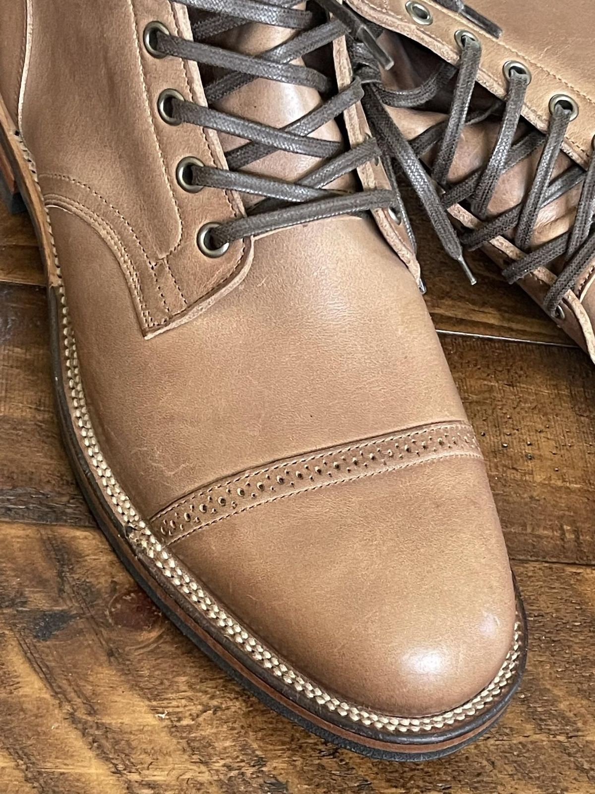 Photo by patinathunderdome on October 6, 2021 of the Viberg Service Boot in Horween Natural Chromexcel.