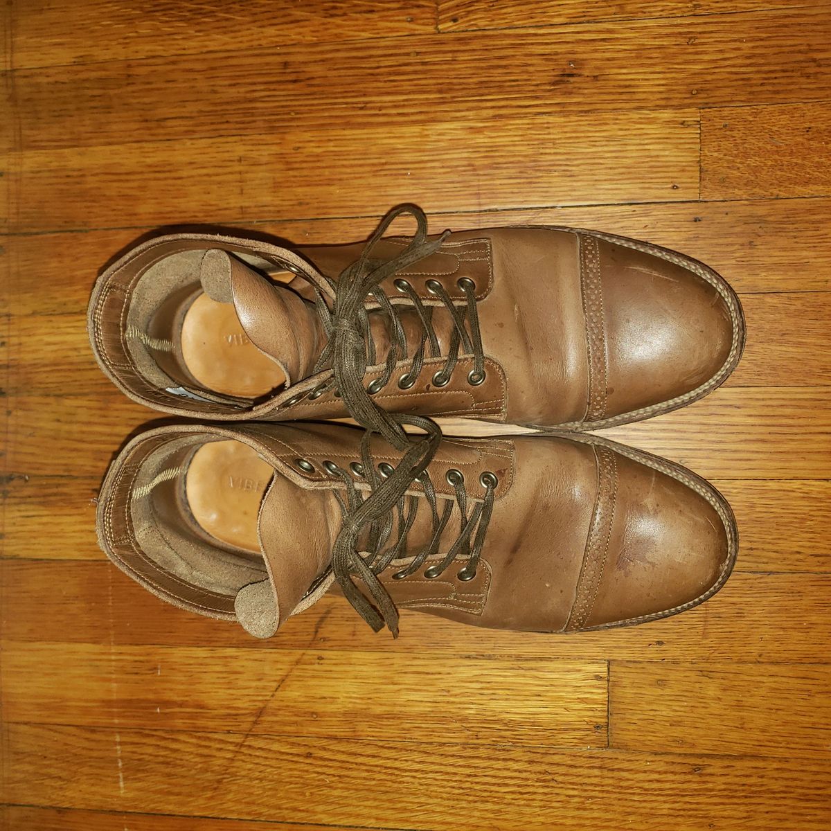 Photo by patinathunderdome on November 9, 2021 of the Viberg Service Boot in Horween Natural Chromexcel.