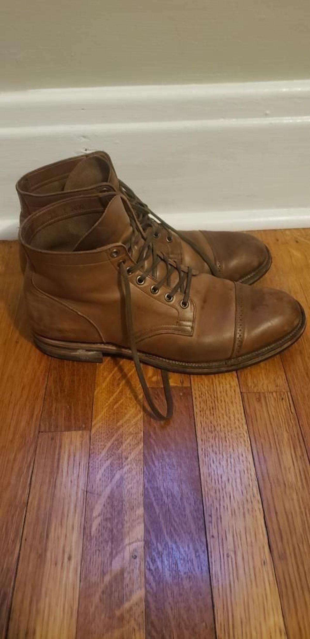 Photo by patinathunderdome on January 6, 2022 of the Viberg Service Boot in Horween Natural Chromexcel.
