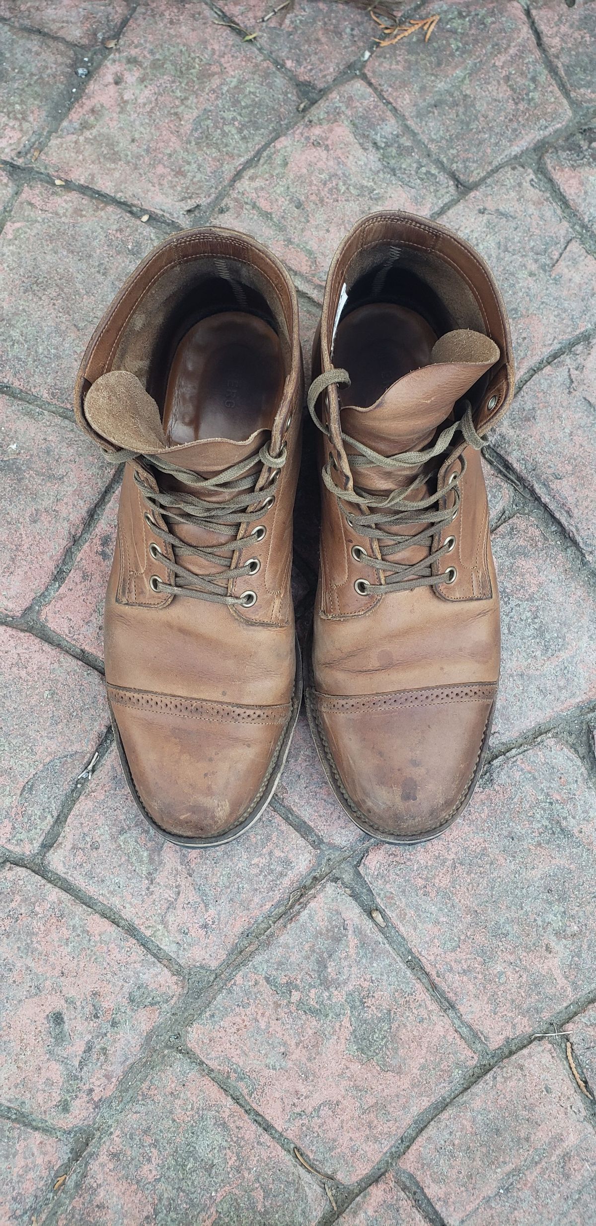 Photo by patinathunderdome on April 5, 2022 of the Viberg Service Boot in Horween Natural Chromexcel.