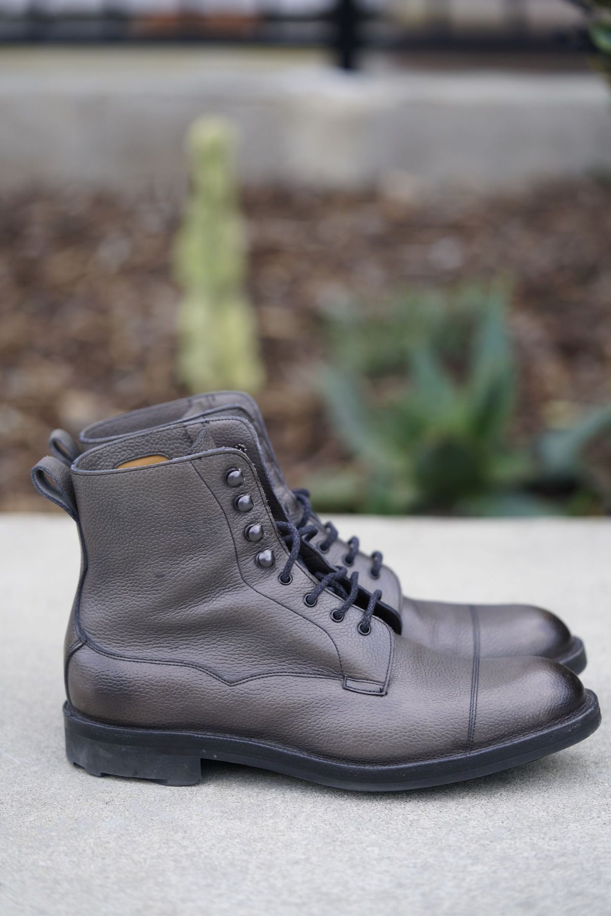 Photo by patinathunderdome on March 5, 2022 of the Edward Green Galway in Grey Country Calf.