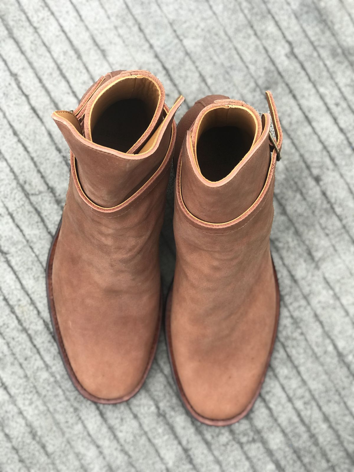 Photo by patinathunderdome on October 1, 2021 of the Benzein Jodhpur Boots in Shinki Red Brown Oiled Horsebutt.