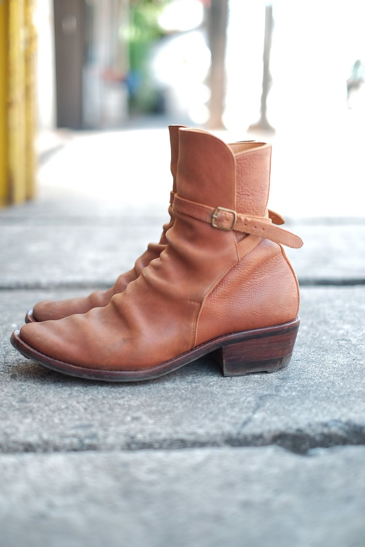 Photo by patinathunderdome on April 6, 2022 of the Benzein Jodhpur Boots in Shinki Red Brown Oiled Horsebutt.