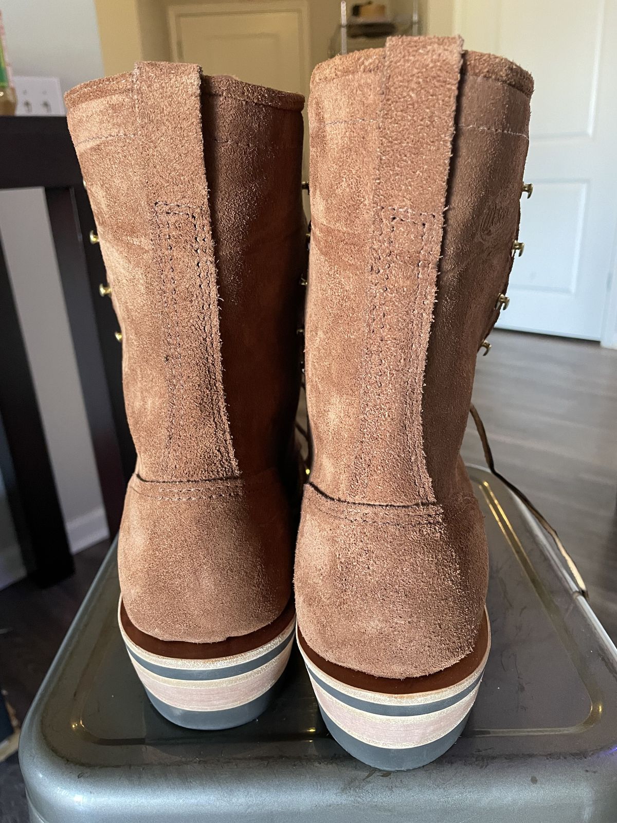 Photo by patinathunderdome on October 1, 2021 of the Wesco Packer in Seidel Brown Oil Tan Roughout.