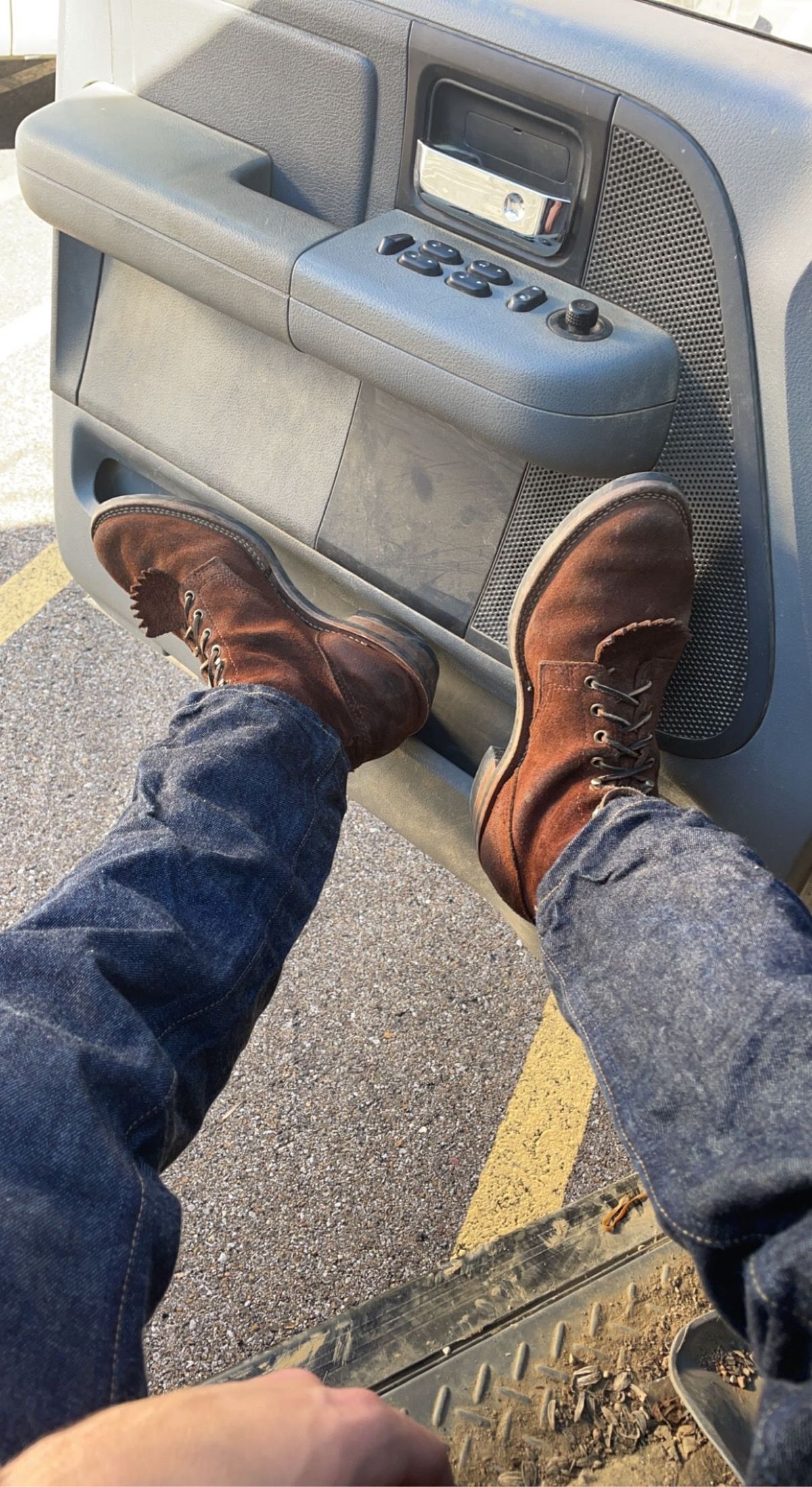 Photo by patinathunderdome on December 4, 2021 of the Wesco Packer in Seidel Brown Oil Tan Roughout.