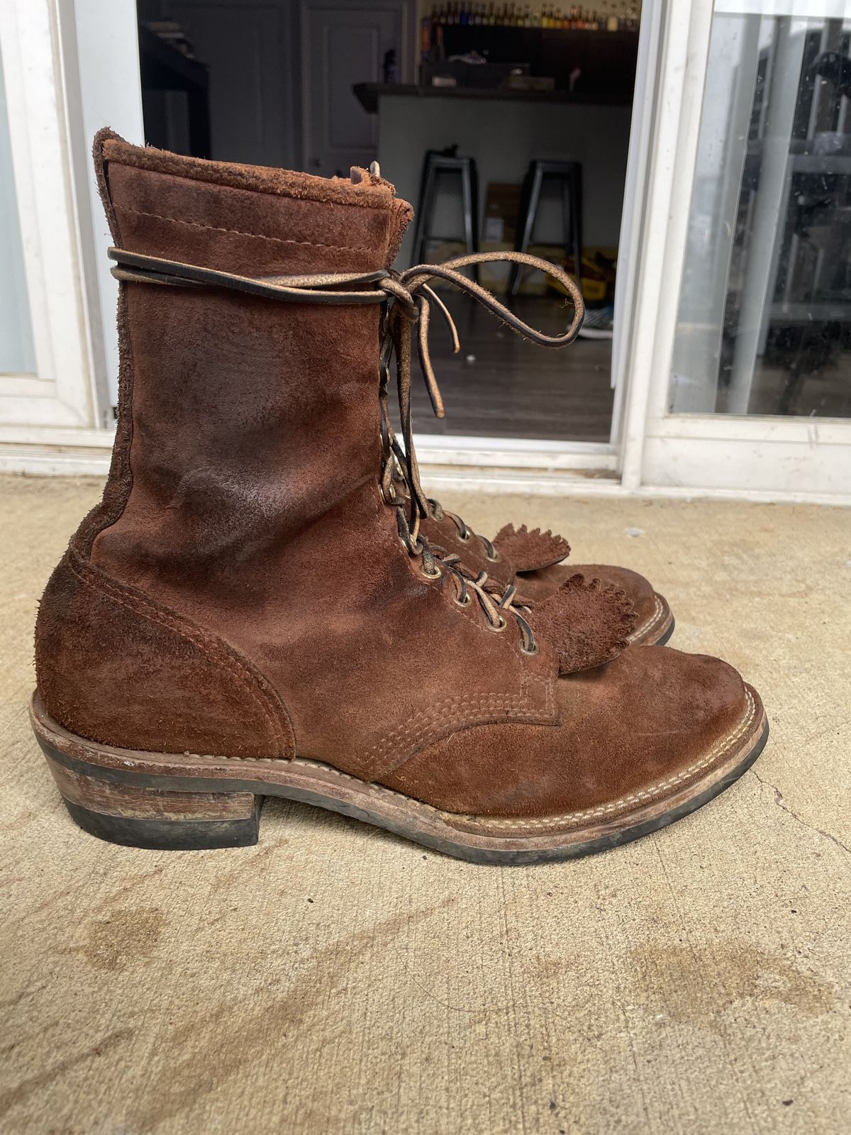Photo by patinathunderdome on December 4, 2021 of the Wesco Packer in Seidel Brown Oil Tan Roughout.