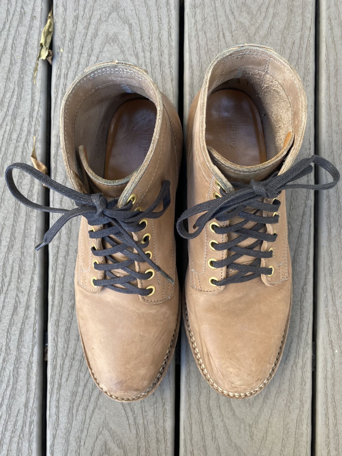 Photo by patinathunderdome on January 6, 2022 of the Viberg Service Boot in Maryam Light Grey Horsebutt.