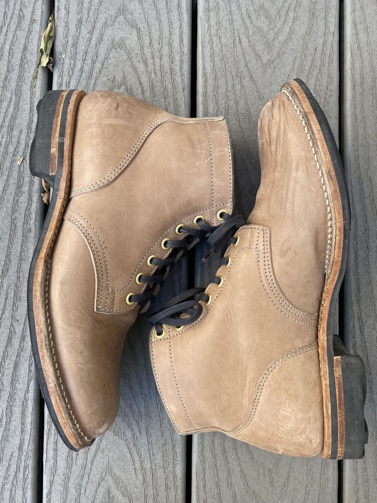 Photo by patinathunderdome on January 6, 2022 of the Viberg Service Boot in Maryam Light Grey Horsebutt.