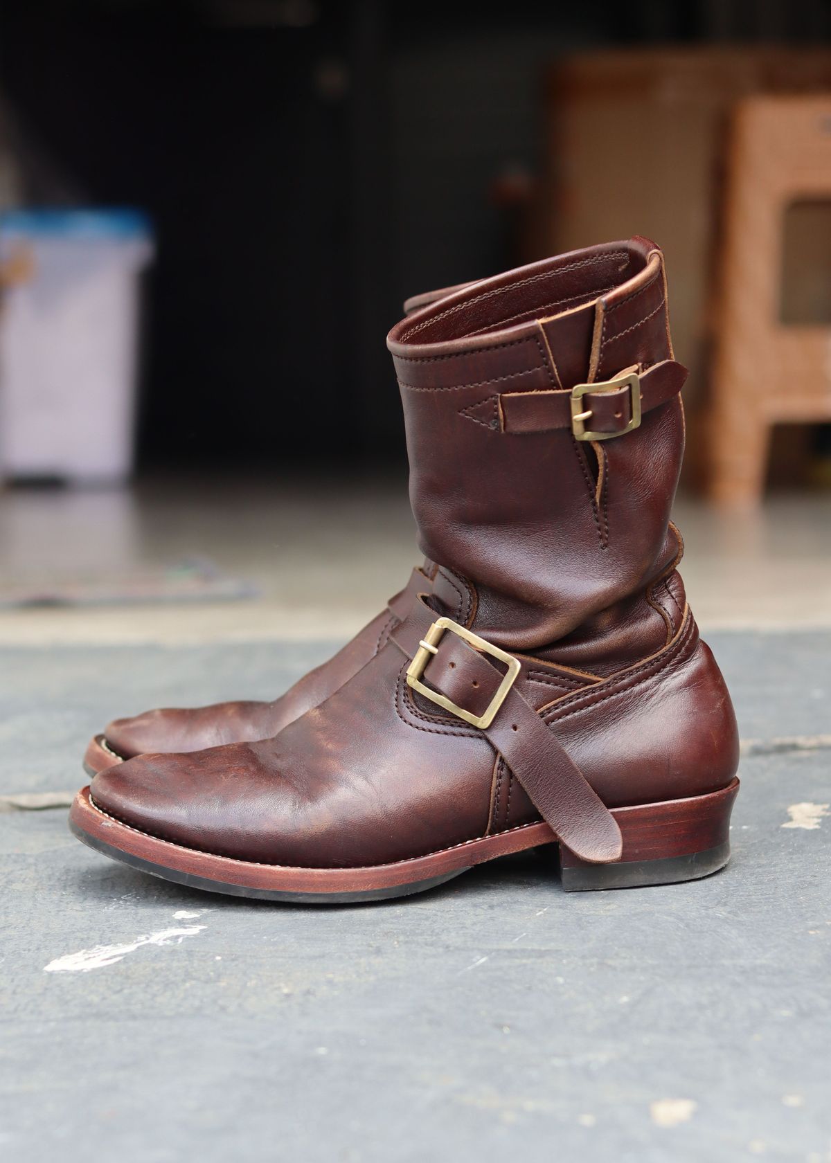 Photo by patinathunderdome on December 4, 2021 of the Benzein The Keeper 'Type 2' Engineer Boot in Horween Brown Chromexcel Horsehide.