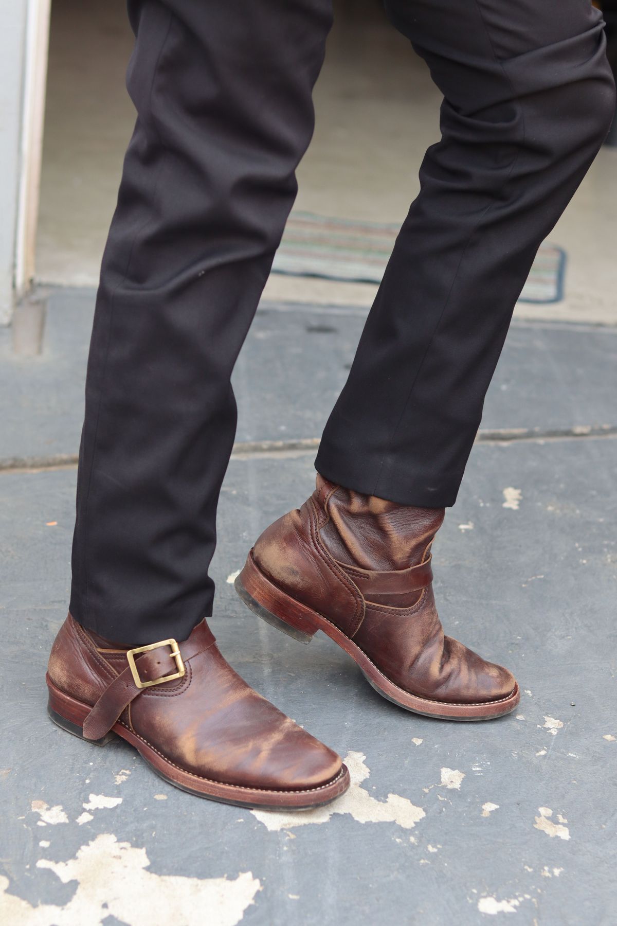 Photo by patinathunderdome on January 3, 2022 of the Benzein The Keeper 'Type 2' Engineer Boot in Horween Brown Chromexcel Horsehide.