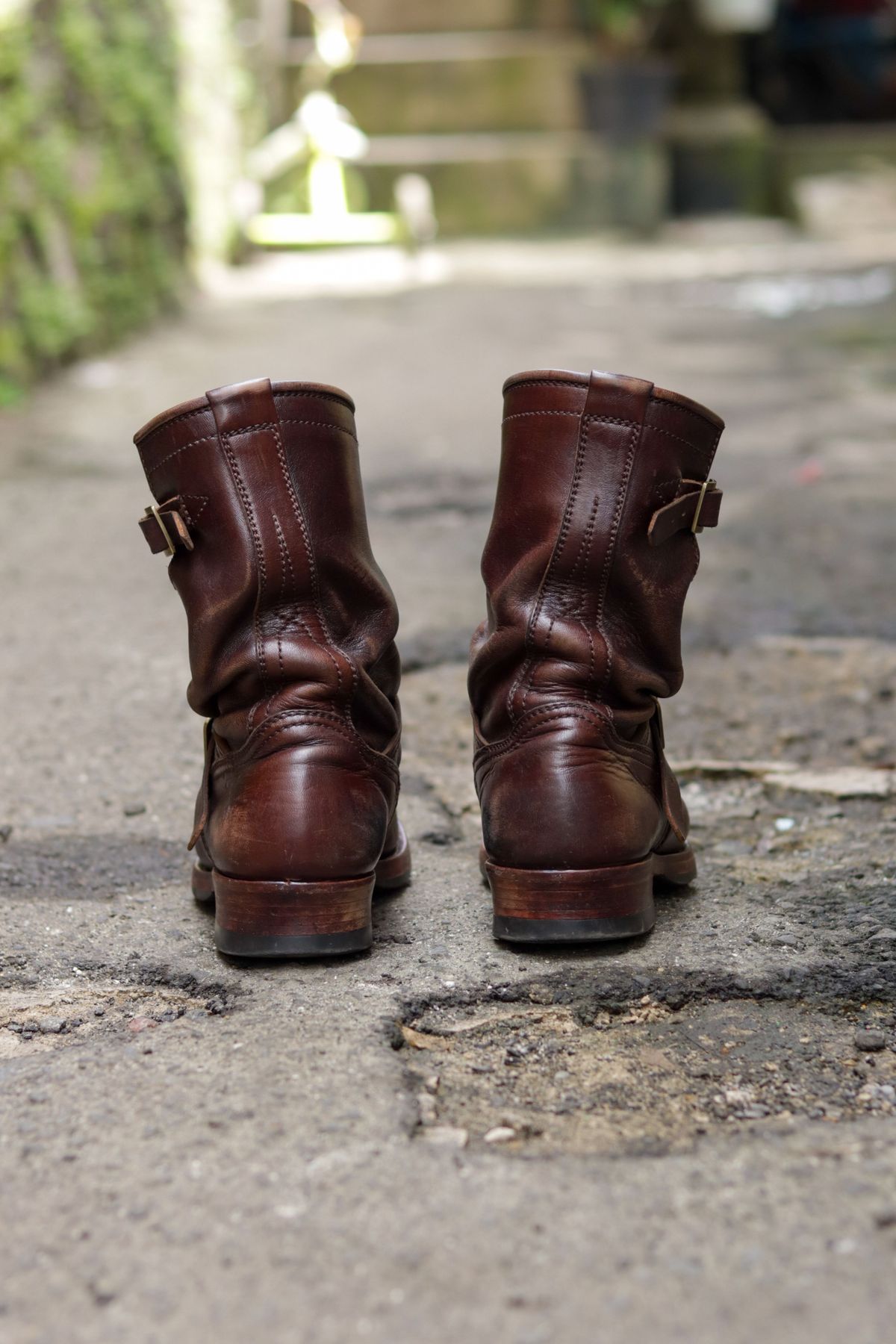 Photo by patinathunderdome on March 3, 2022 of the Benzein The Keeper 'Type 2' Engineer Boot in Horween Brown Chromexcel Horsehide.