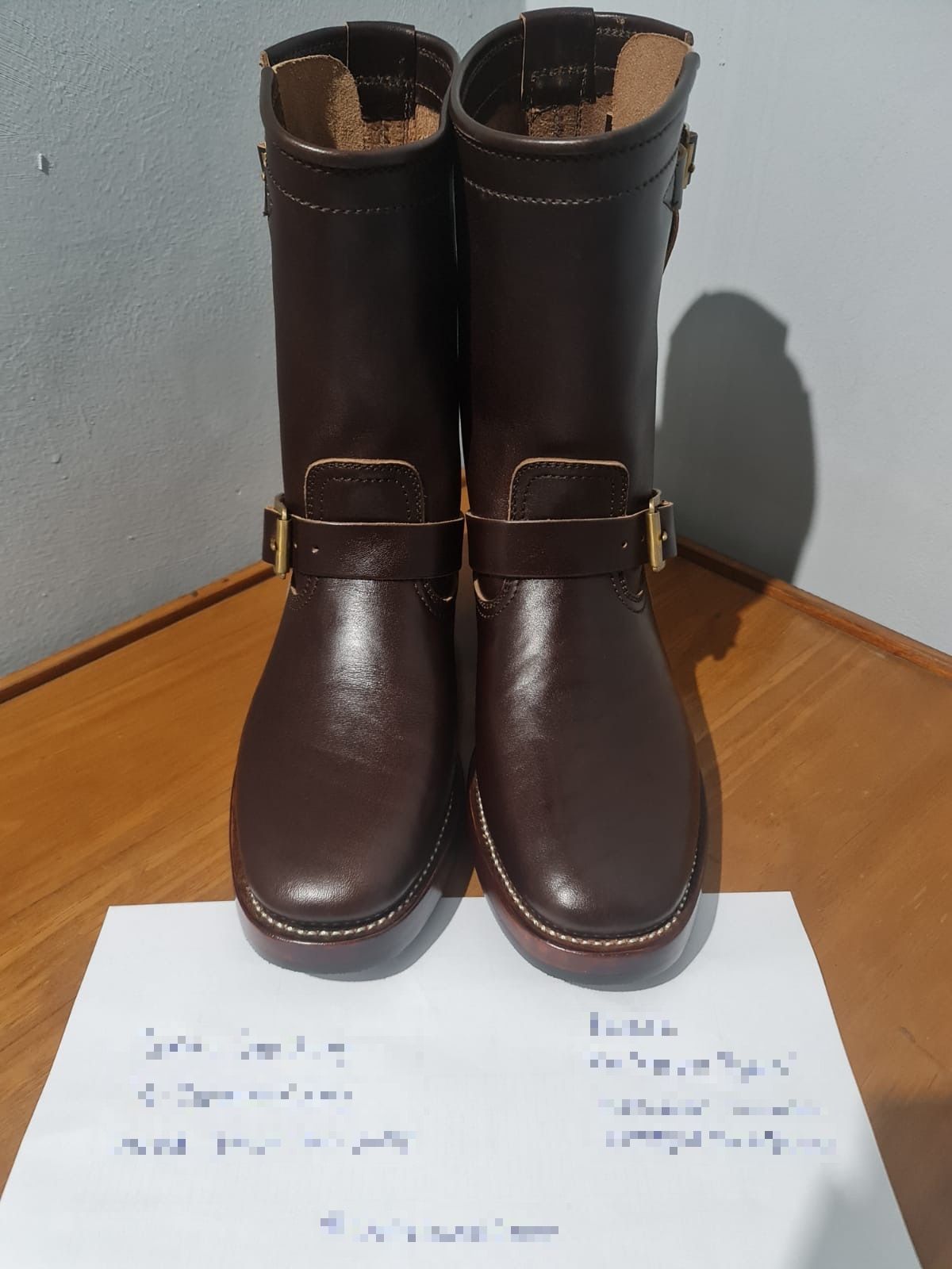 Photo by patinathunderdome on October 4, 2021 of the Benzein The Keeper 'Type 2' Engineer Boot in Horween Brown Chromexcel Horsehide.