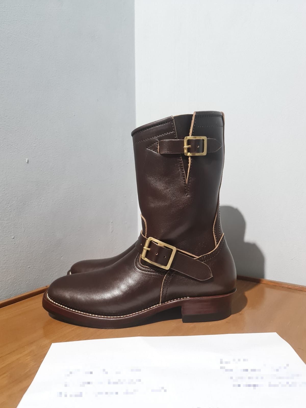 Photo by patinathunderdome on October 4, 2021 of the Benzein The Keeper 'Type 2' Engineer Boot in Horween Brown Chromexcel Horsehide.