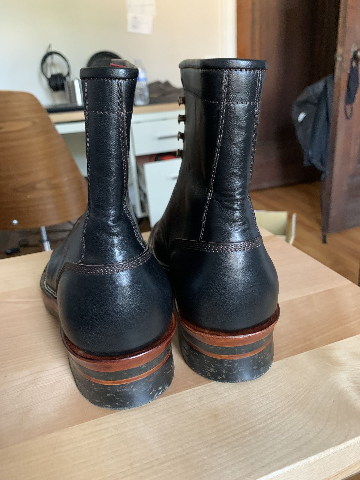 Photo by patinathunderdome on September 30, 2021 of the Benzein Kanon Boot in Shinki Black Latigo Teacore Horsehide.