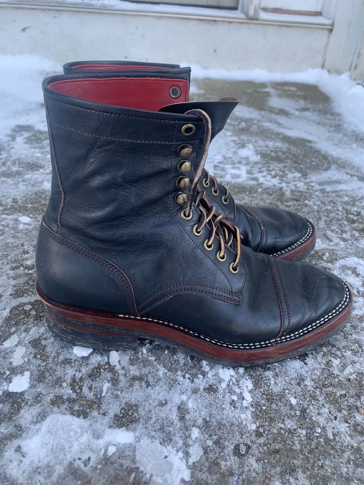 Photo by patinathunderdome on January 2, 2022 of the Benzein Kanon Boot in Shinki Black Latigo Teacore Horsehide.