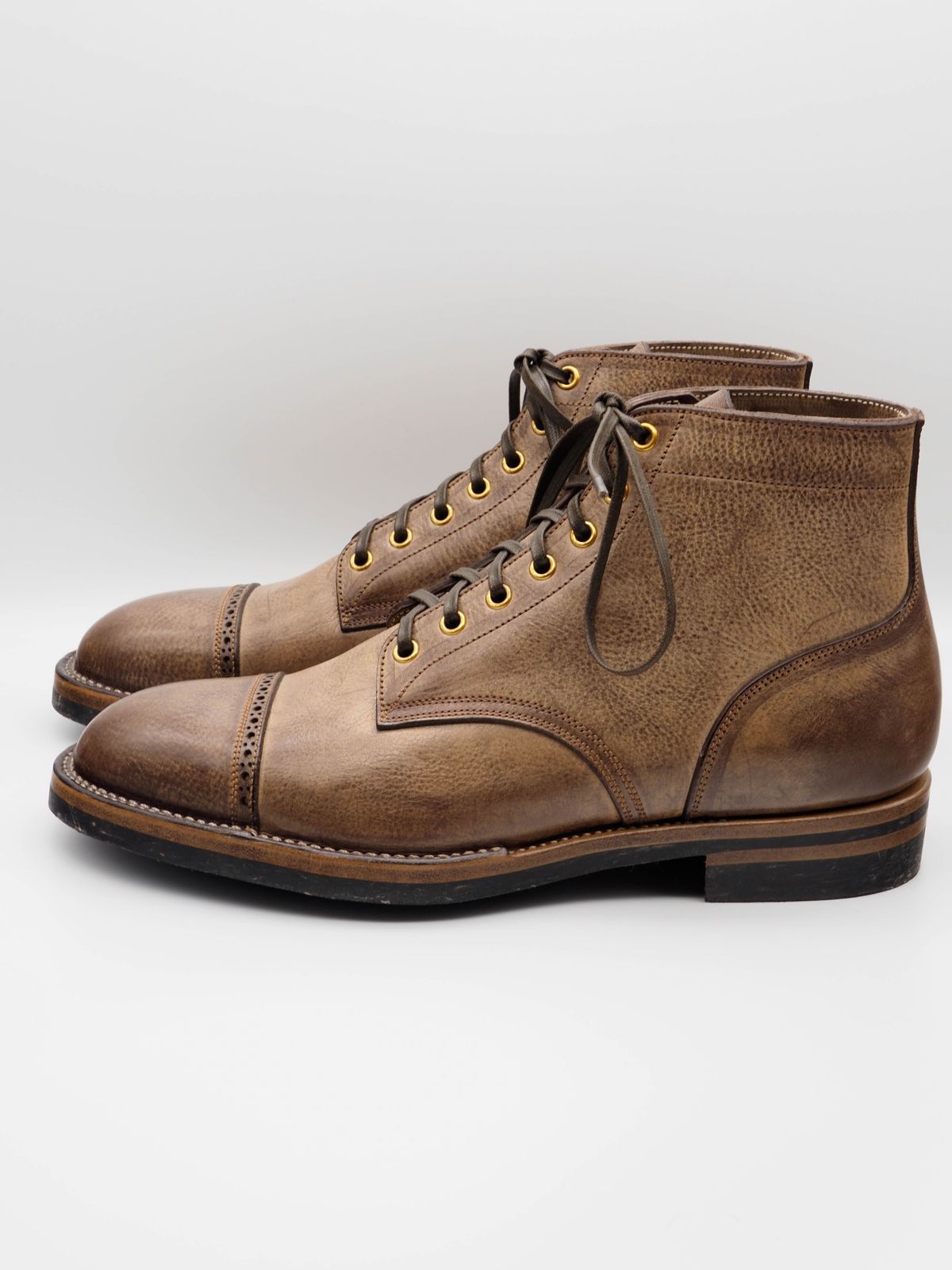 Photo by patinathunderdome on September 30, 2021 of the Iron Boots Devil Dog in Coffee Brown Italy Waxed Bullhide.