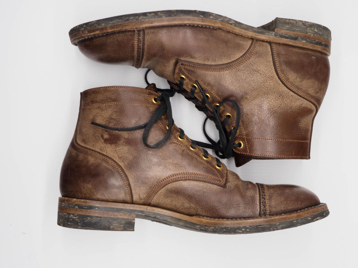 Photo by patinathunderdome on November 5, 2021 of the Iron Boots Devil Dog in Coffee Brown Italy Waxed Bullhide.