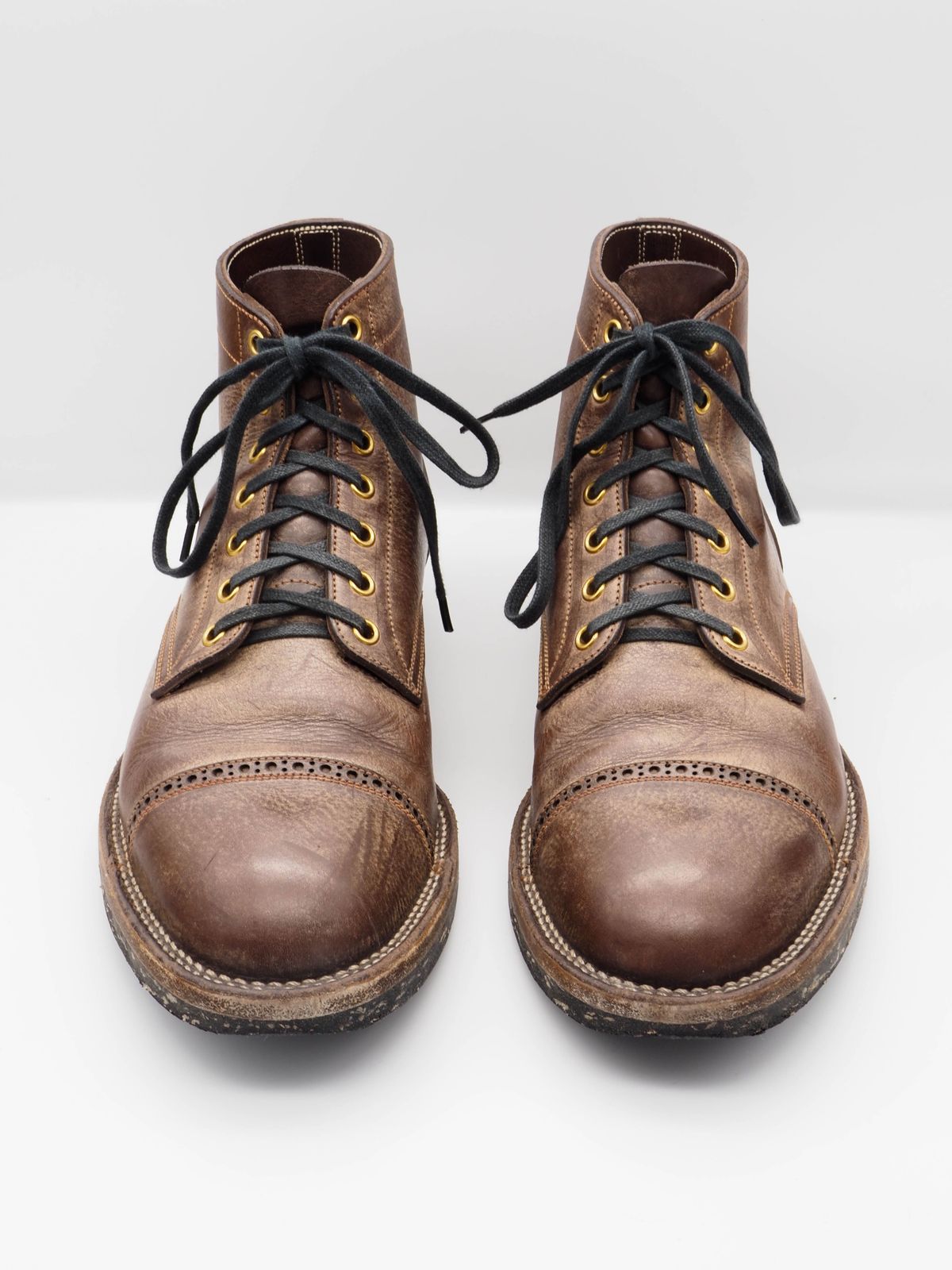 Photo by patinathunderdome on December 4, 2021 of the Iron Boots Devil Dog in Coffee Brown Italy Waxed Bullhide.