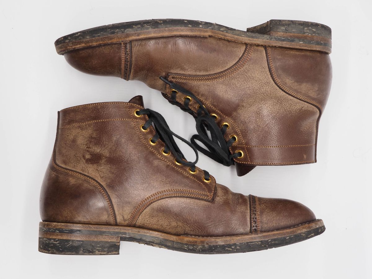 Photo by patinathunderdome on January 6, 2022 of the Iron Boots Devil Dog in Coffee Brown Italy Waxed Bullhide.