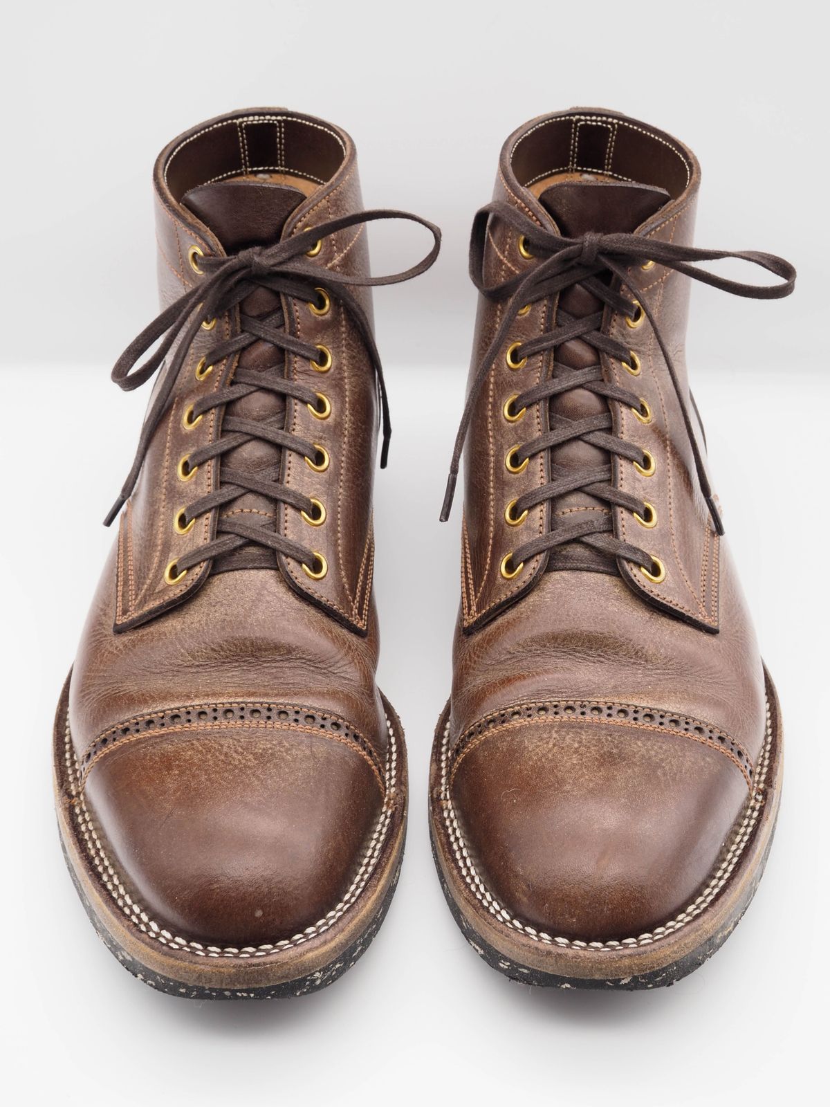 Photo by patinathunderdome on March 6, 2022 of the Iron Boots Devil Dog in Coffee Brown Italy Waxed Bullhide.