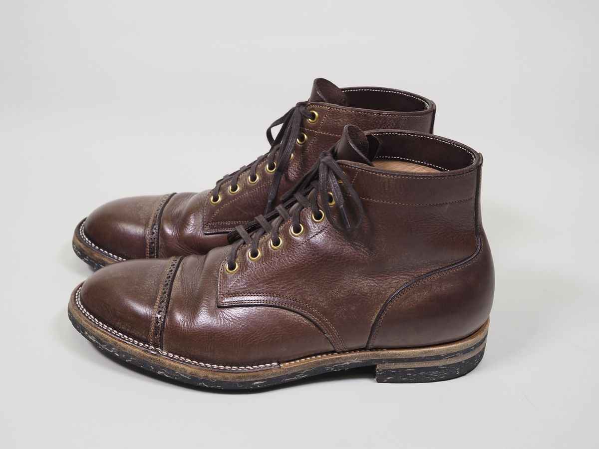 Photo by patinathunderdome on May 5, 2022 of the Iron Boots Devil Dog in Coffee Brown Italy Waxed Bullhide.