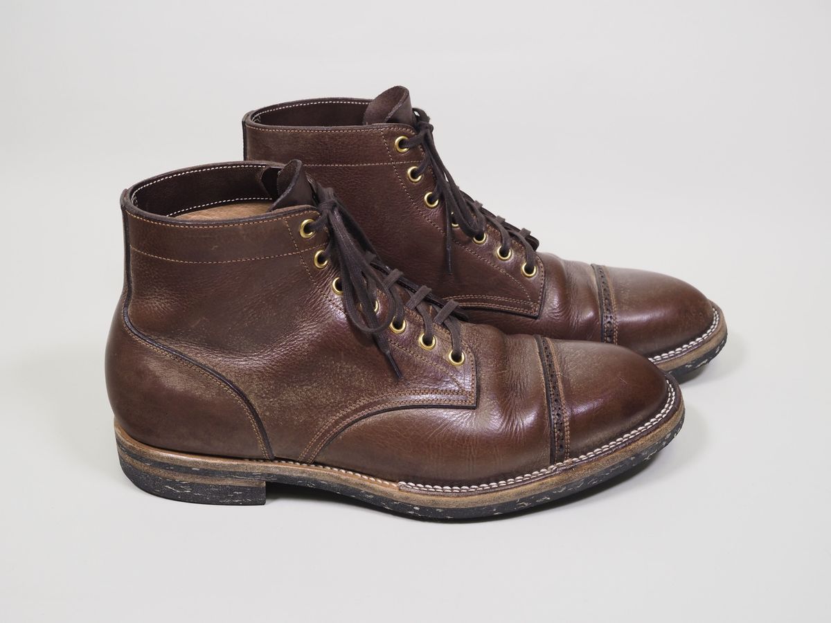 Photo by patinathunderdome on May 5, 2022 of the Iron Boots Devil Dog in Coffee Brown Italy Waxed Bullhide.