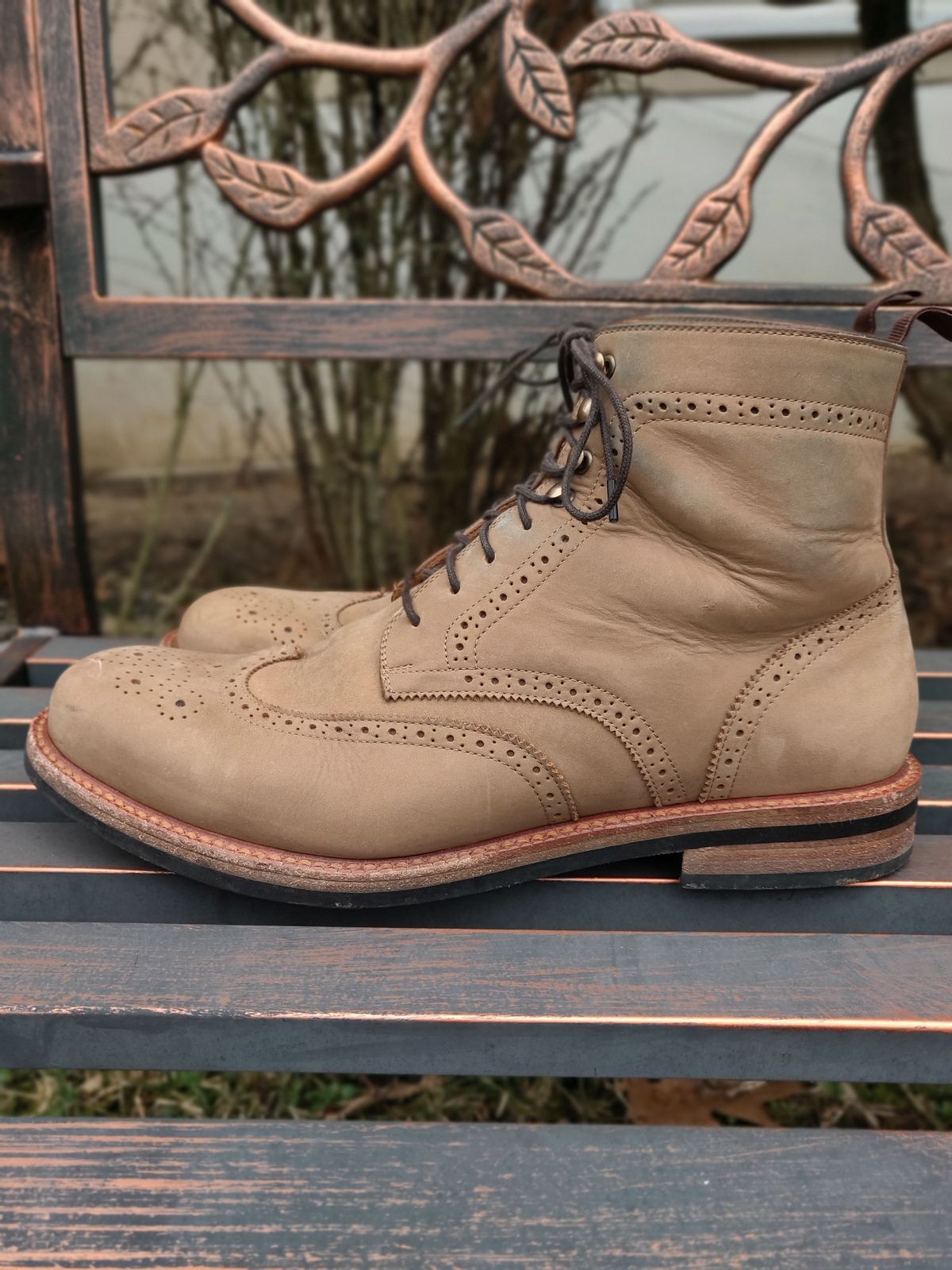 Photo by patinathunderdome on March 1, 2022 of the Beckett Simonon Nolan Brogue Boots in Walnut Nubuck.