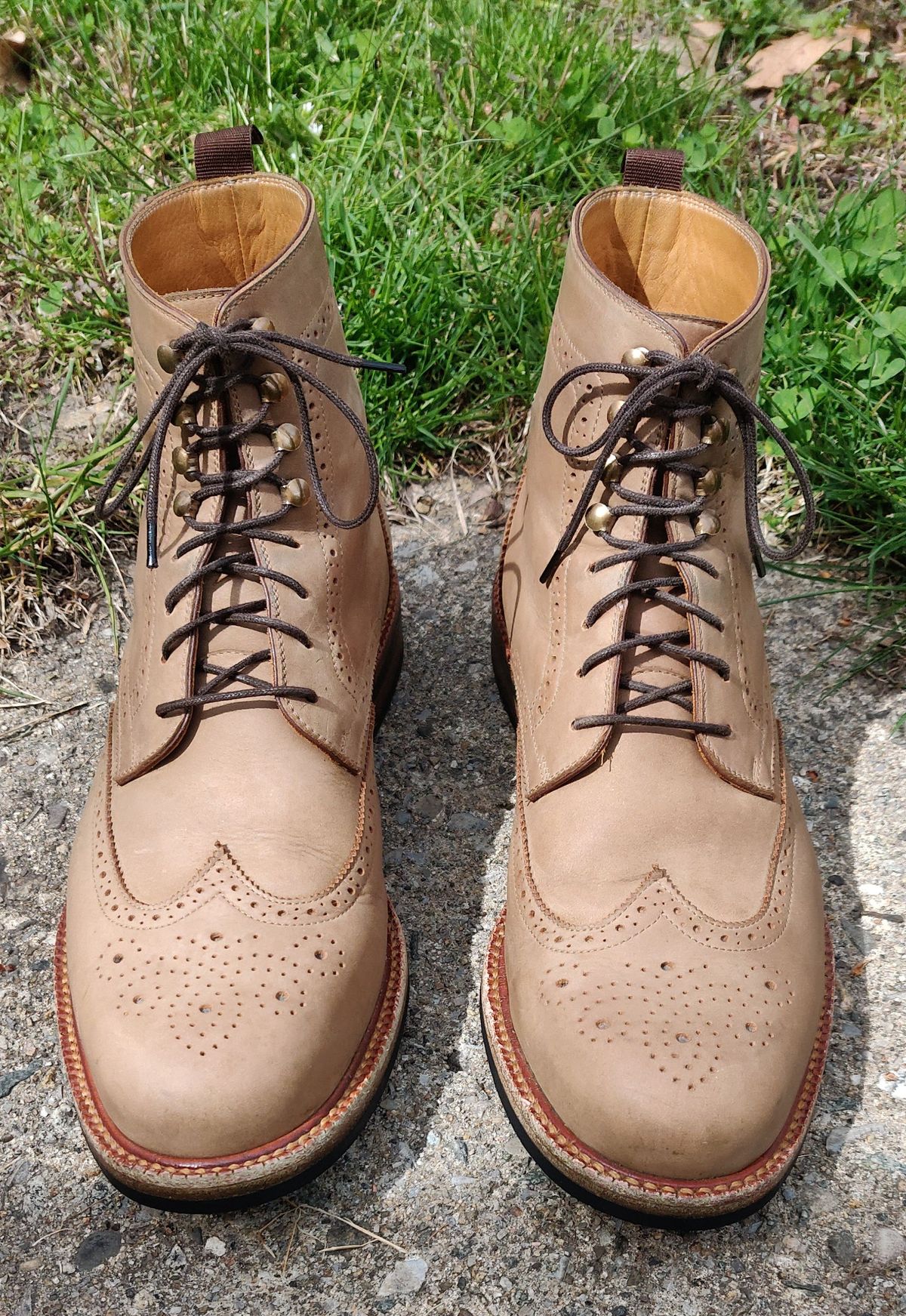 Photo by patinathunderdome on May 6, 2022 of the Beckett Simonon Nolan Brogue Boots in Walnut Nubuck.