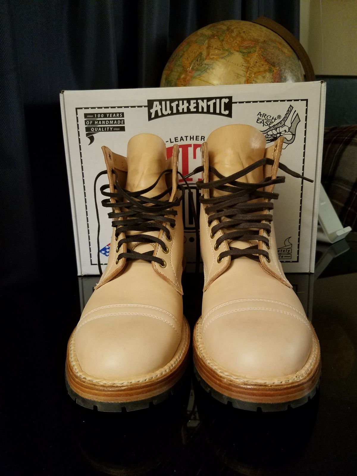 Photo by patinathunderdome on October 3, 2021 of the White's MP-Sherman Toe Cap in Wickett & Craig Natural Veg Tan.