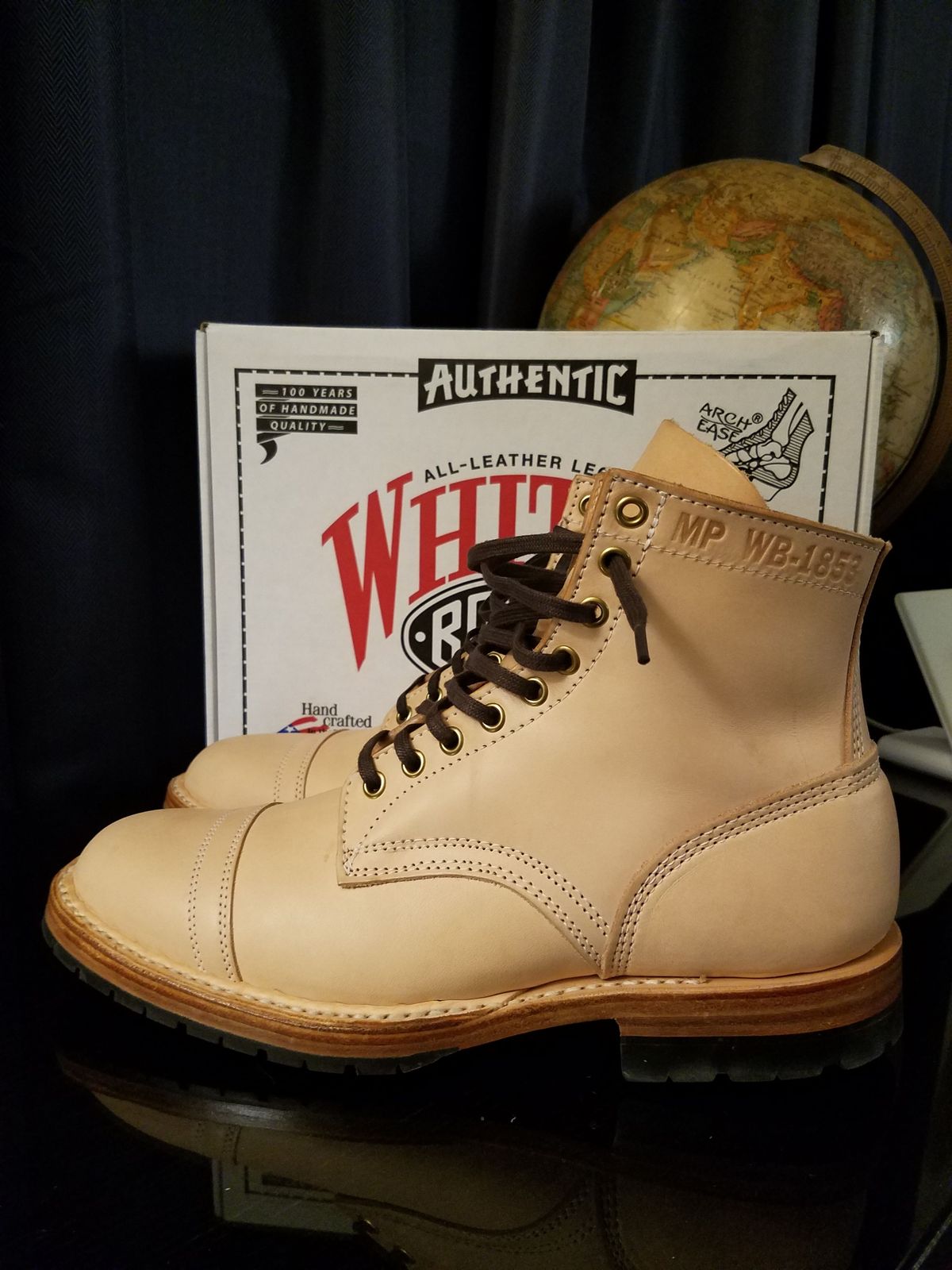 Photo by patinathunderdome on October 3, 2021 of the White's MP-Sherman Toe Cap in Wickett & Craig Natural Veg Tan.