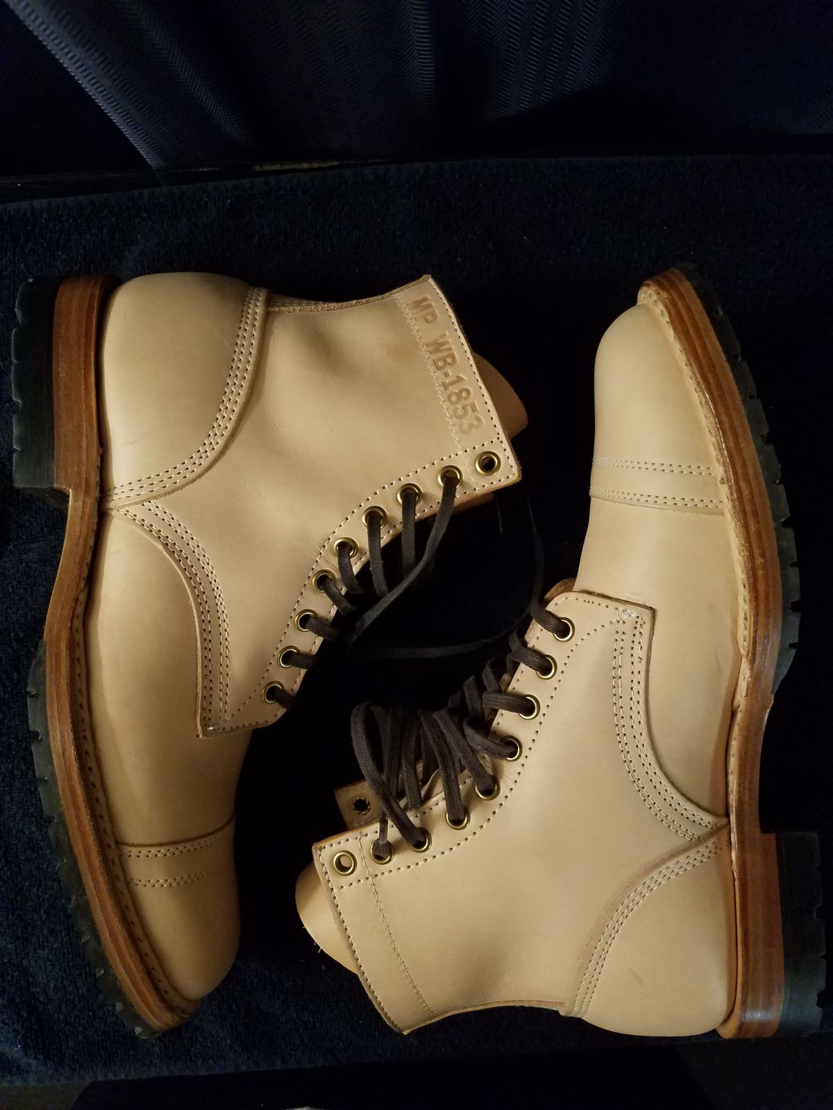 Photo by patinathunderdome on October 3, 2021 of the White's MP-Sherman Toe Cap in Wickett & Craig Natural Veg Tan.